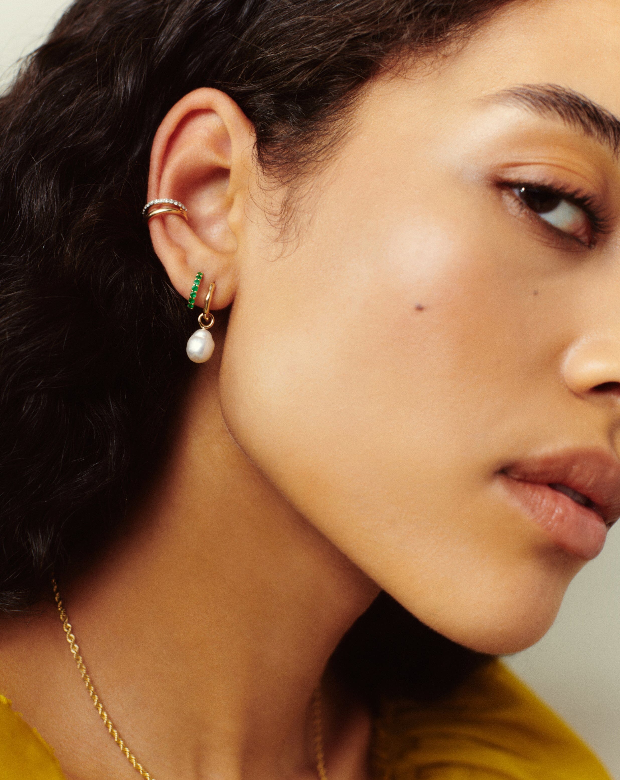 Missoma Pearl Drop Mini Hoop korvakorut 9k helmi
