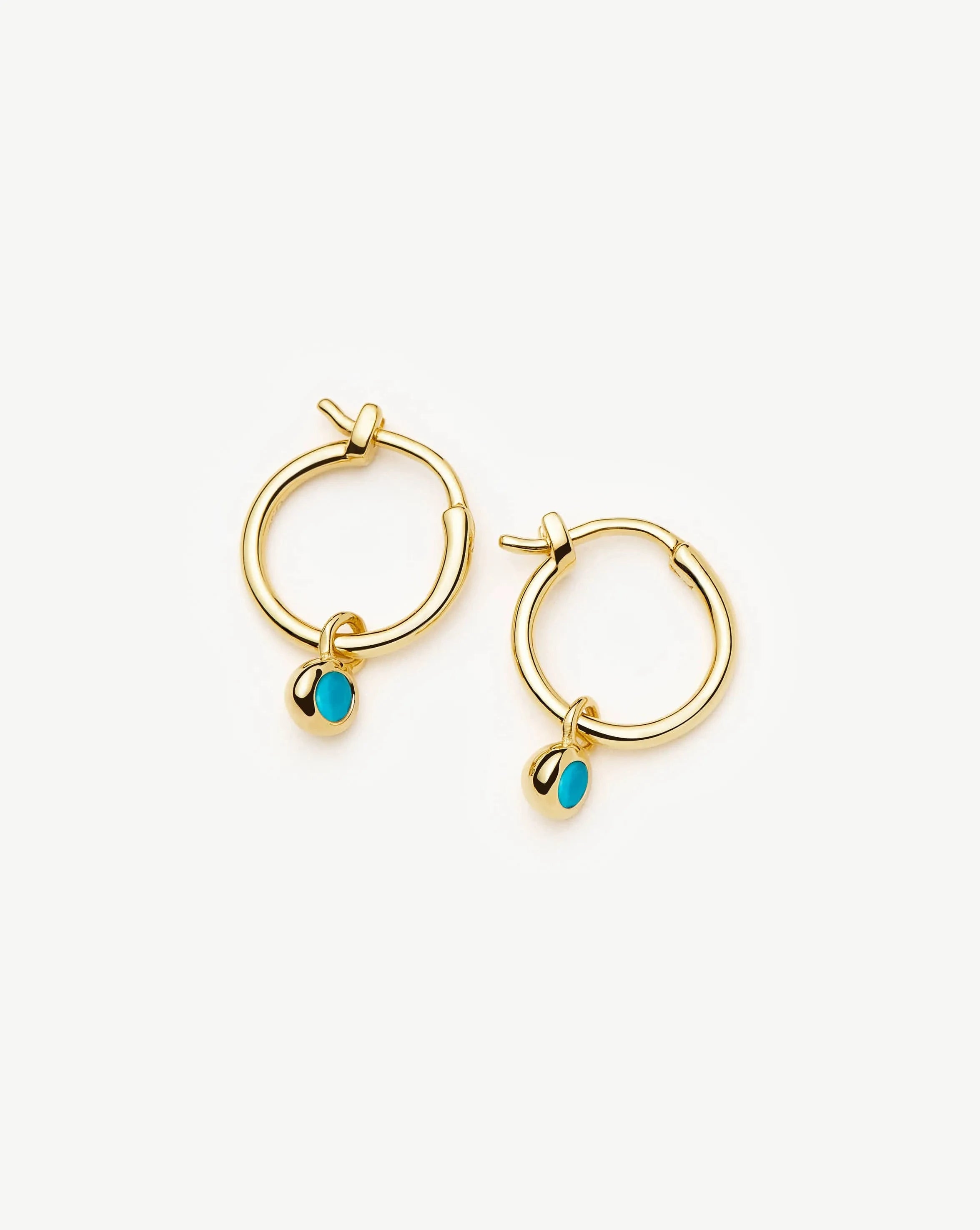 Missoma December Birthstone Mini Charm korvakorut kullattu turkoosi