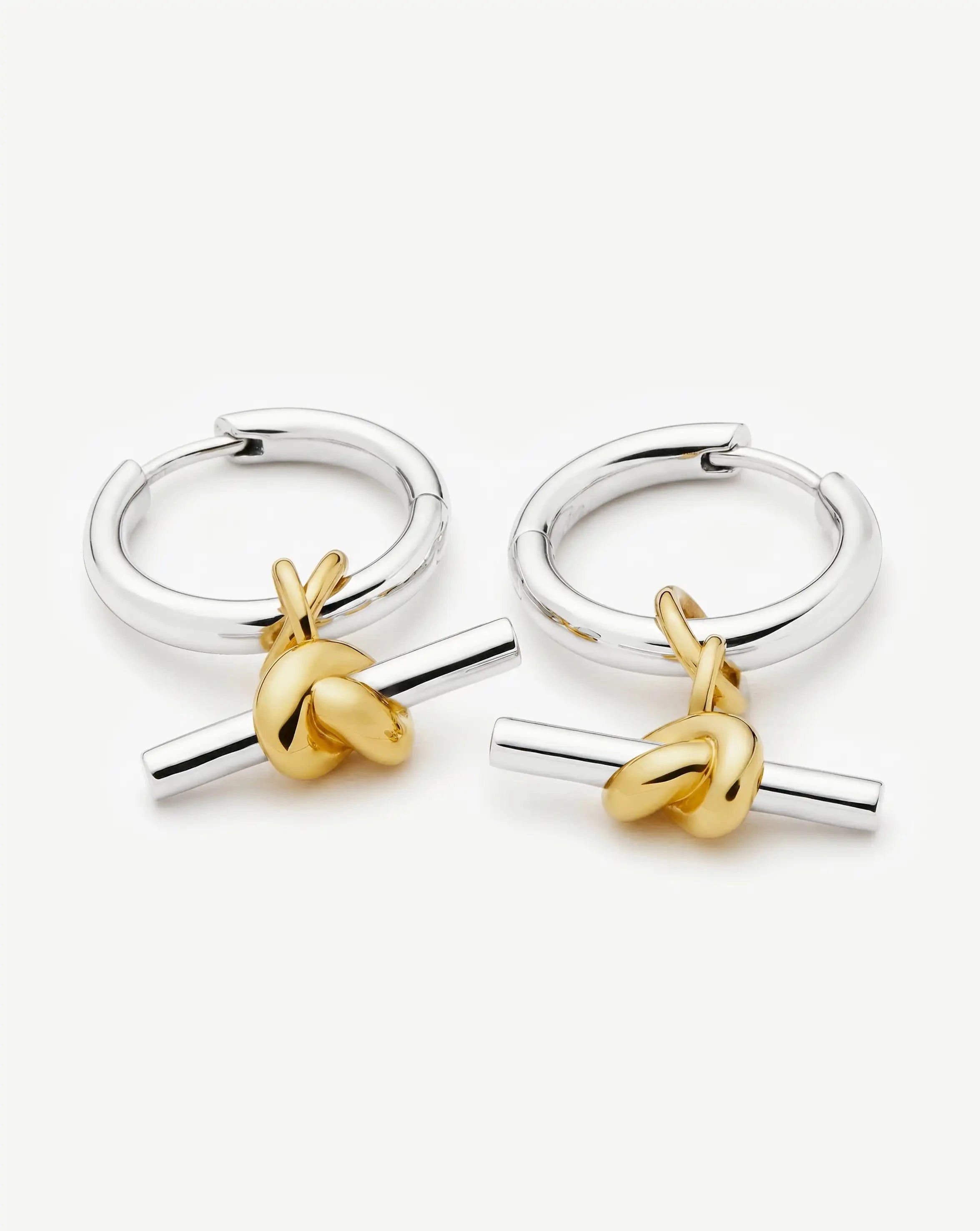 Missoma Lucy Williams Knot T-Bar Charm korvakorut mixed metal