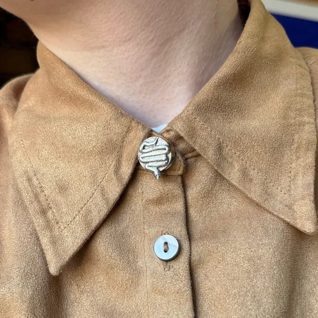 ONKO Jewellery Serpent nappikoru paitaan