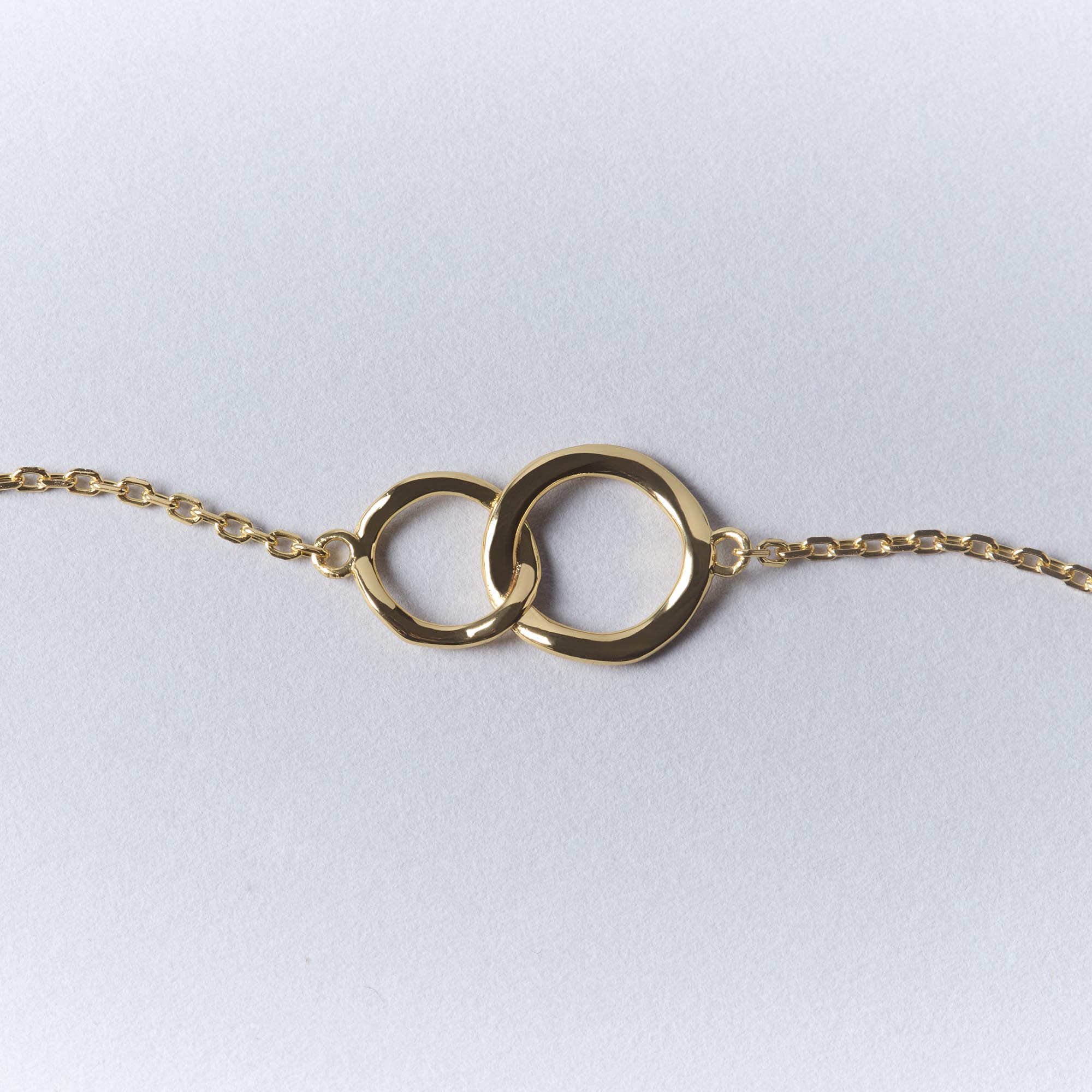 Muru Jewellery Connected rannekoru kulta rakkaus