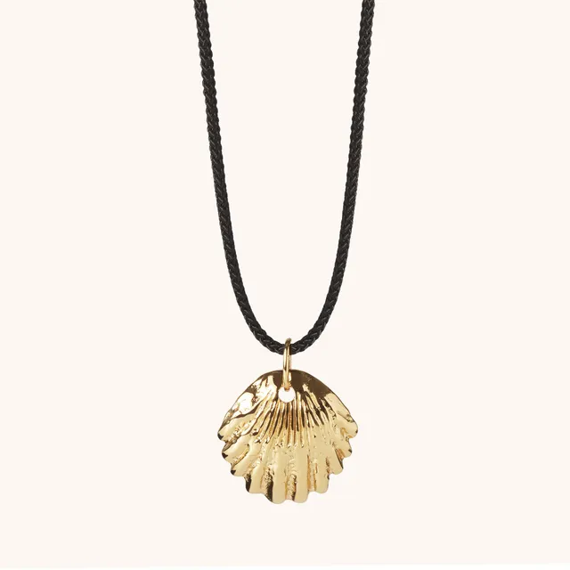 Muru Jewellery Shell Cord kaulakoru kulta simpukka