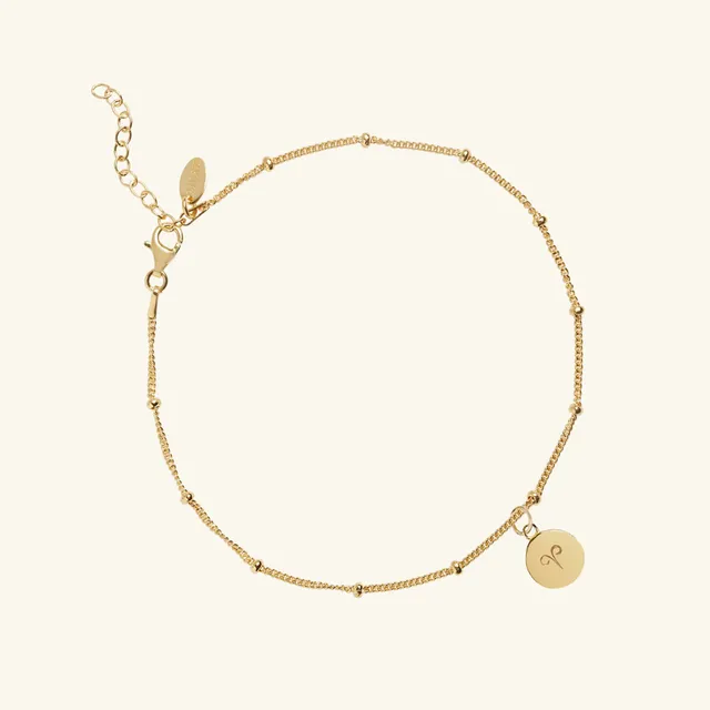 Muru Jewellery Zodiac nilkkakoru kulta kaiverrettava
