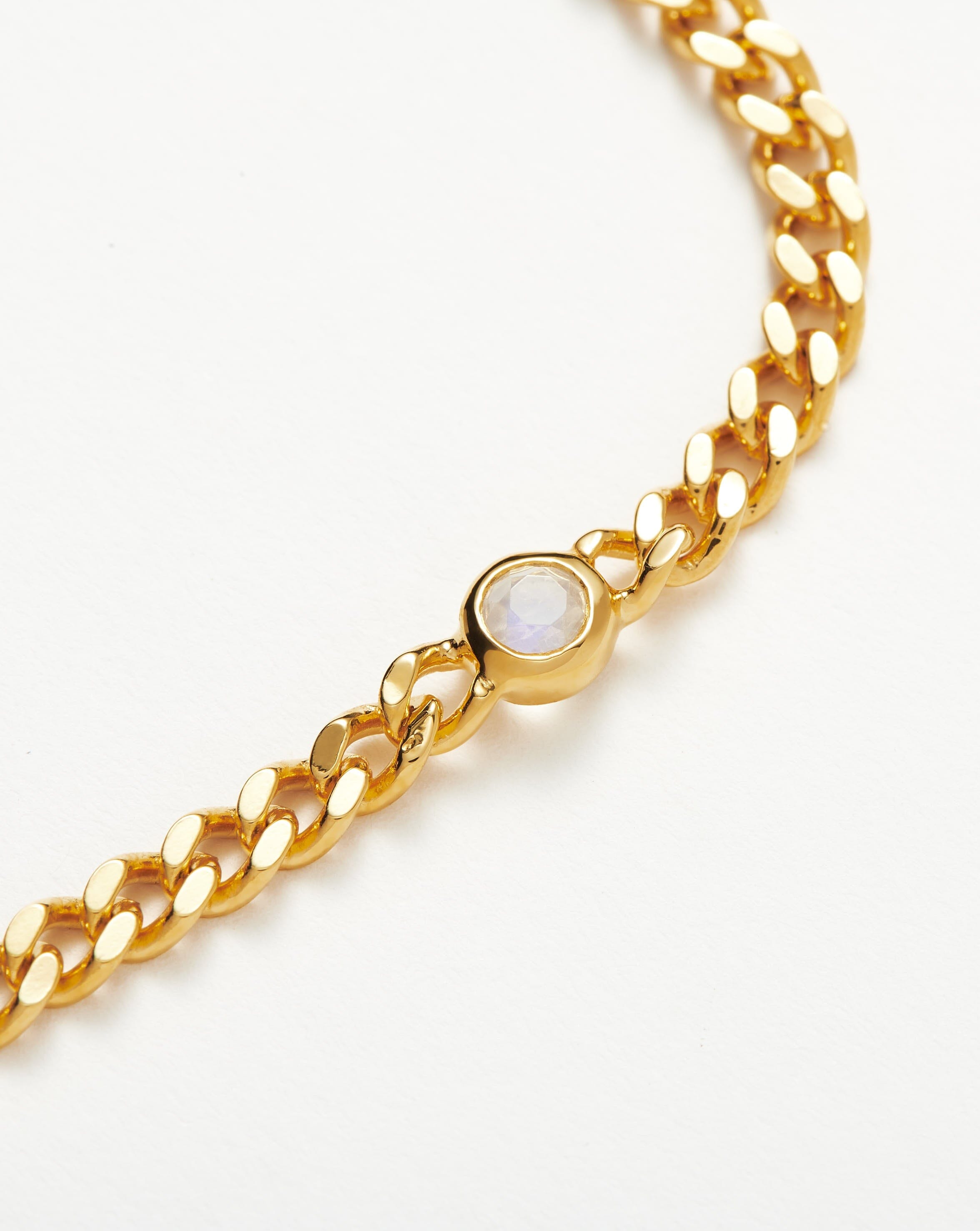Missoma June Birthstone rannekoru kuu-kivi S/M 18,5 cm