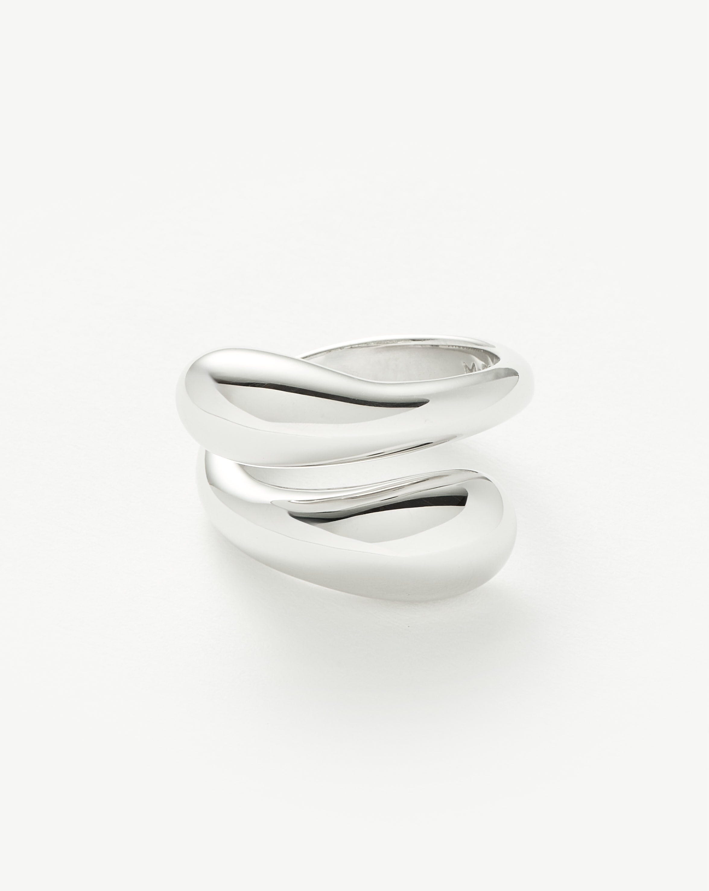 Missoma Savi Sculptural Crossover sormus hopeoitu