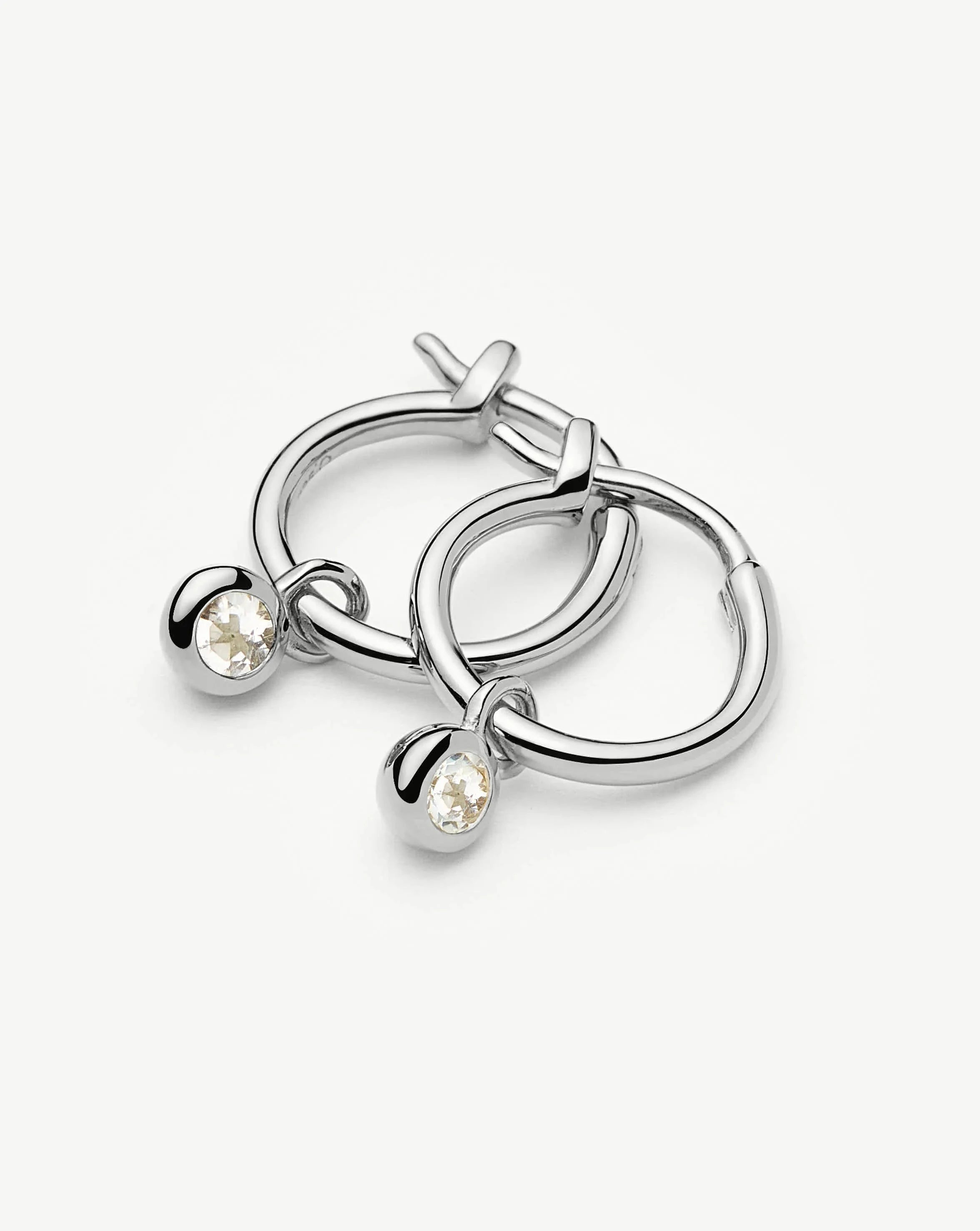 Missoma April Birthstone Mini Charm Hoop korvakorut kristalli