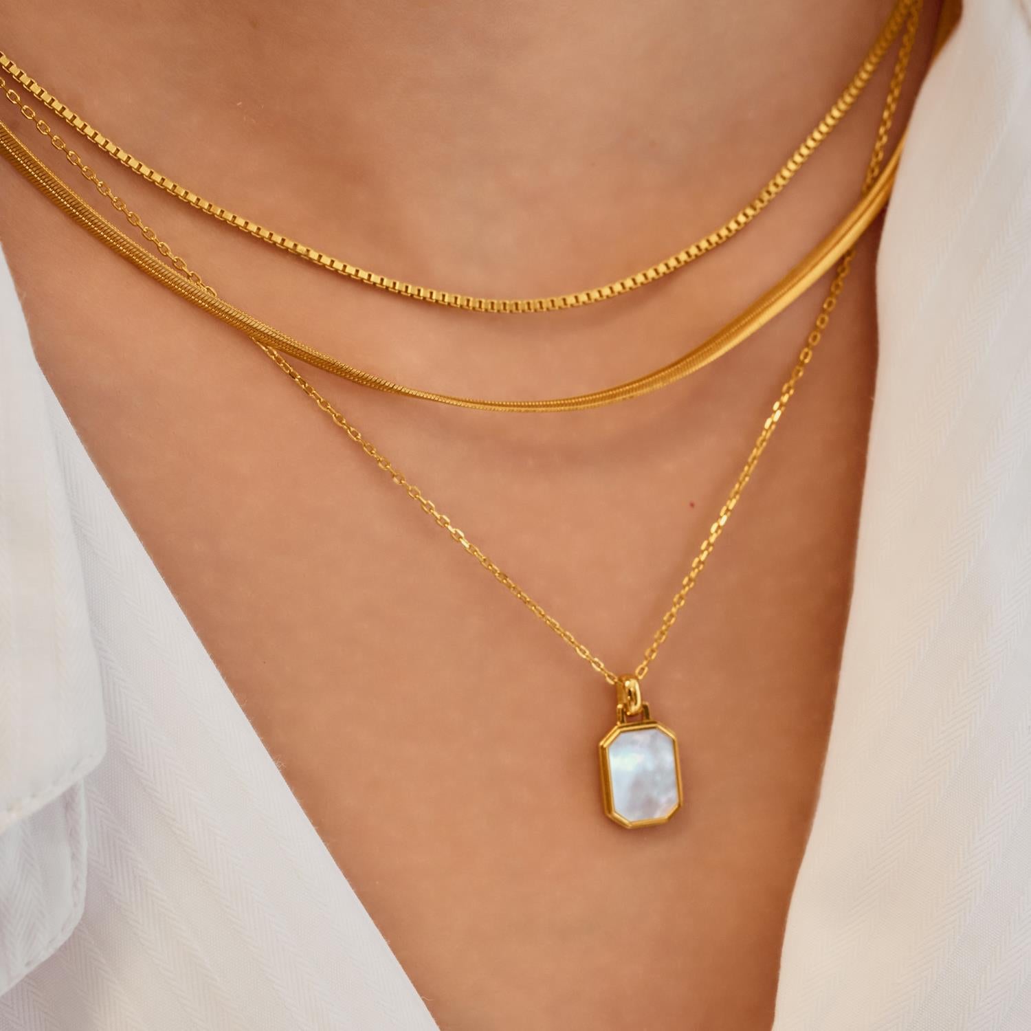 Ania Haie Tide Echo Square Mother-of-Pearl kaulakoru kulta