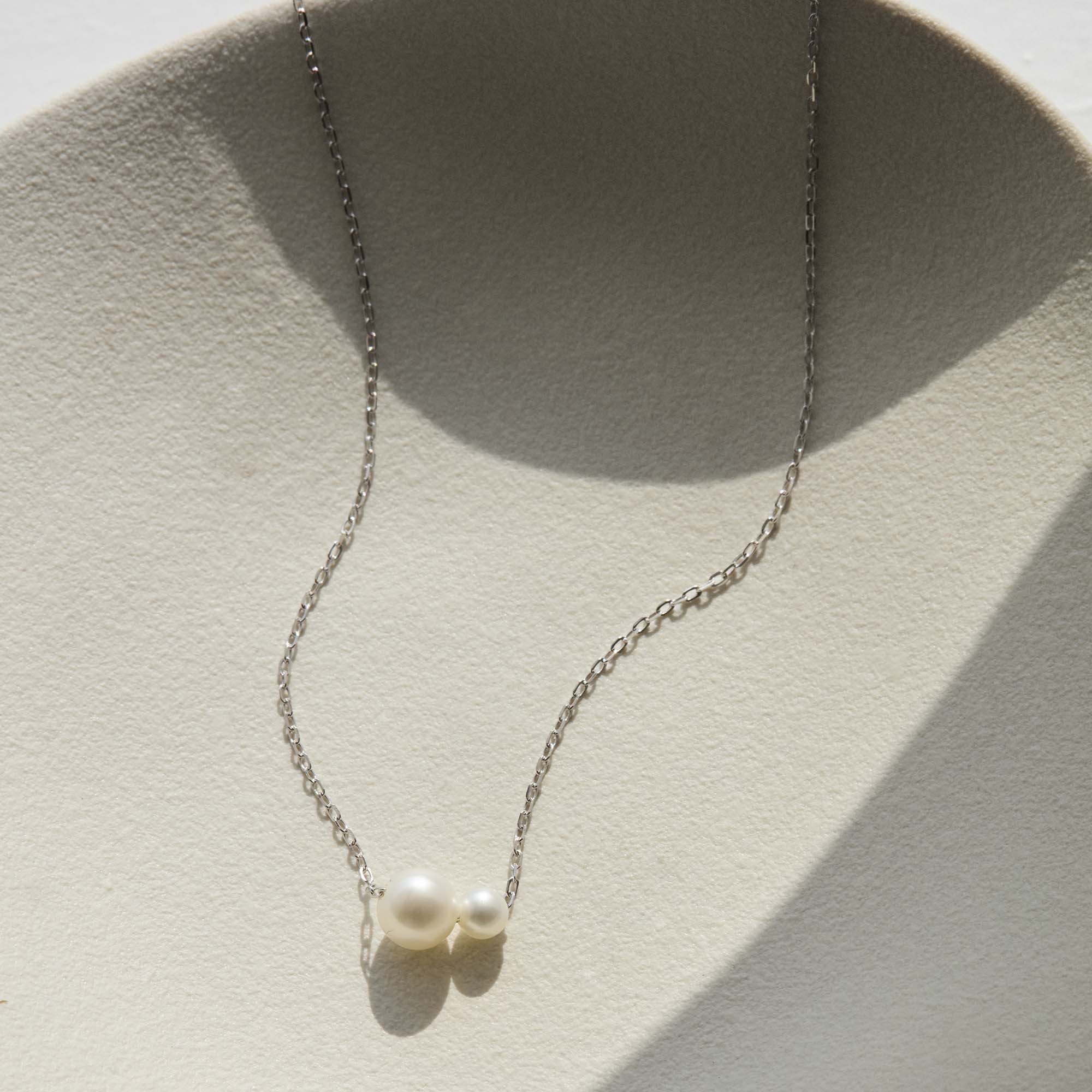 Muru Connected Pearl kaulakoru kulta makeanveden helmet