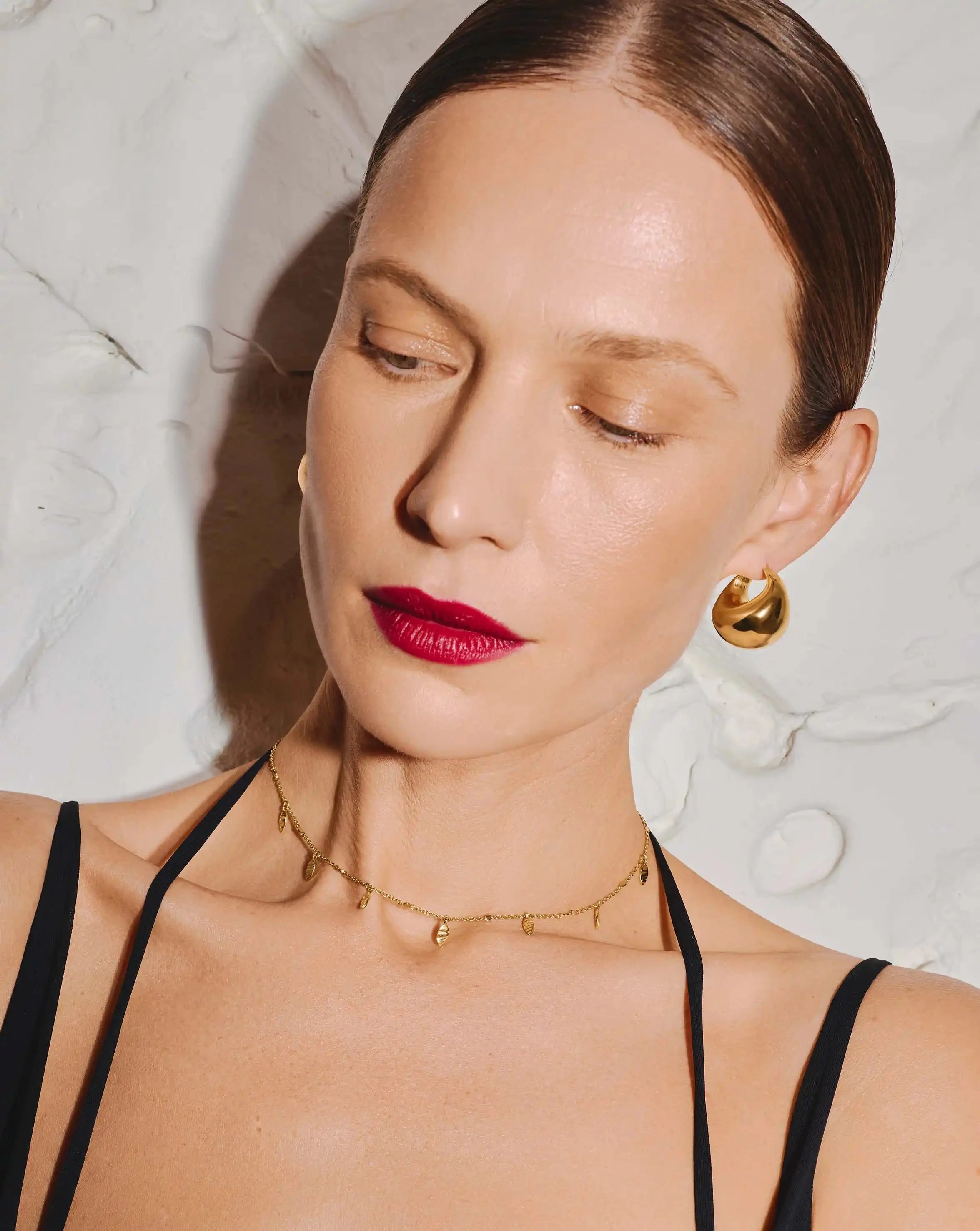 Missoma Sculptural Chubby Dome Medium Hoop korvakorut kulta