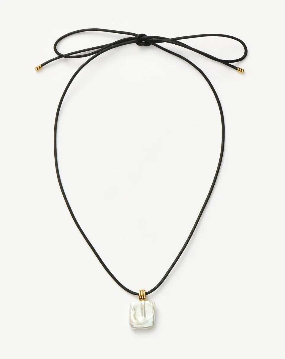 MISSOMA Square Pearl Pendant Cord kaulakoru helmi 102 cm