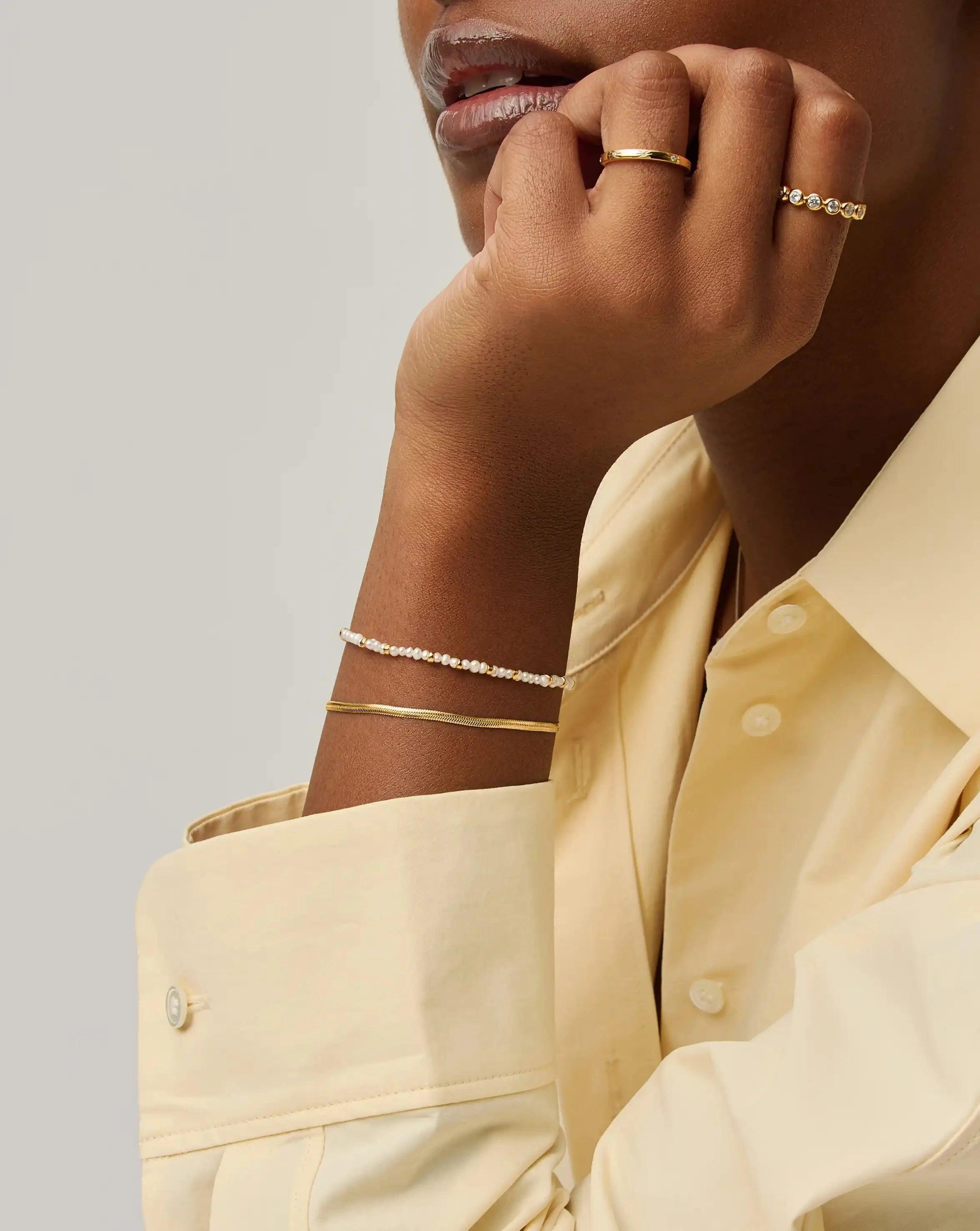 Missoma Everyday Pearl rannekorusetti kulta S/M
