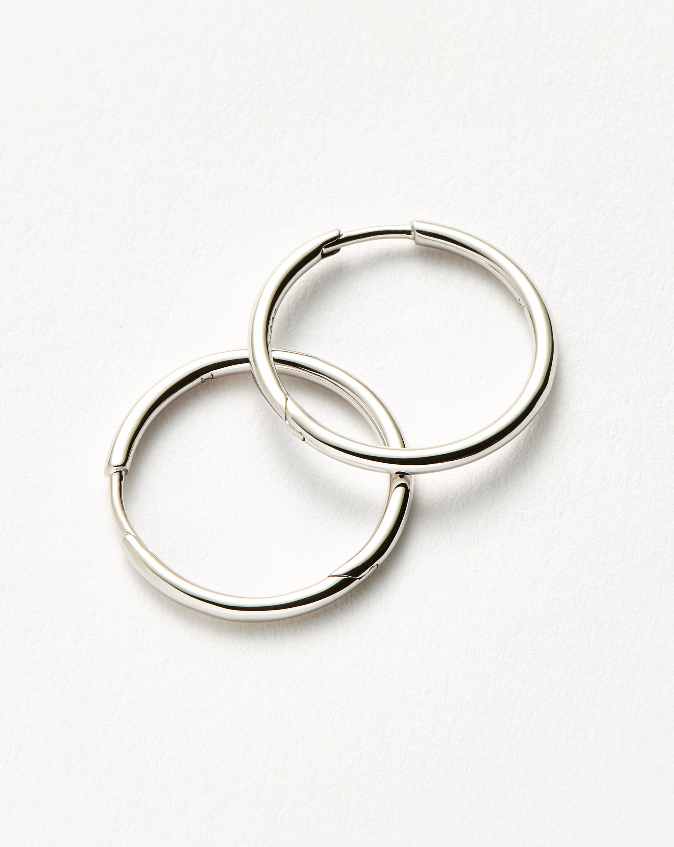 Missoma Classic Small Hoop korvakorut hopea 20 mm