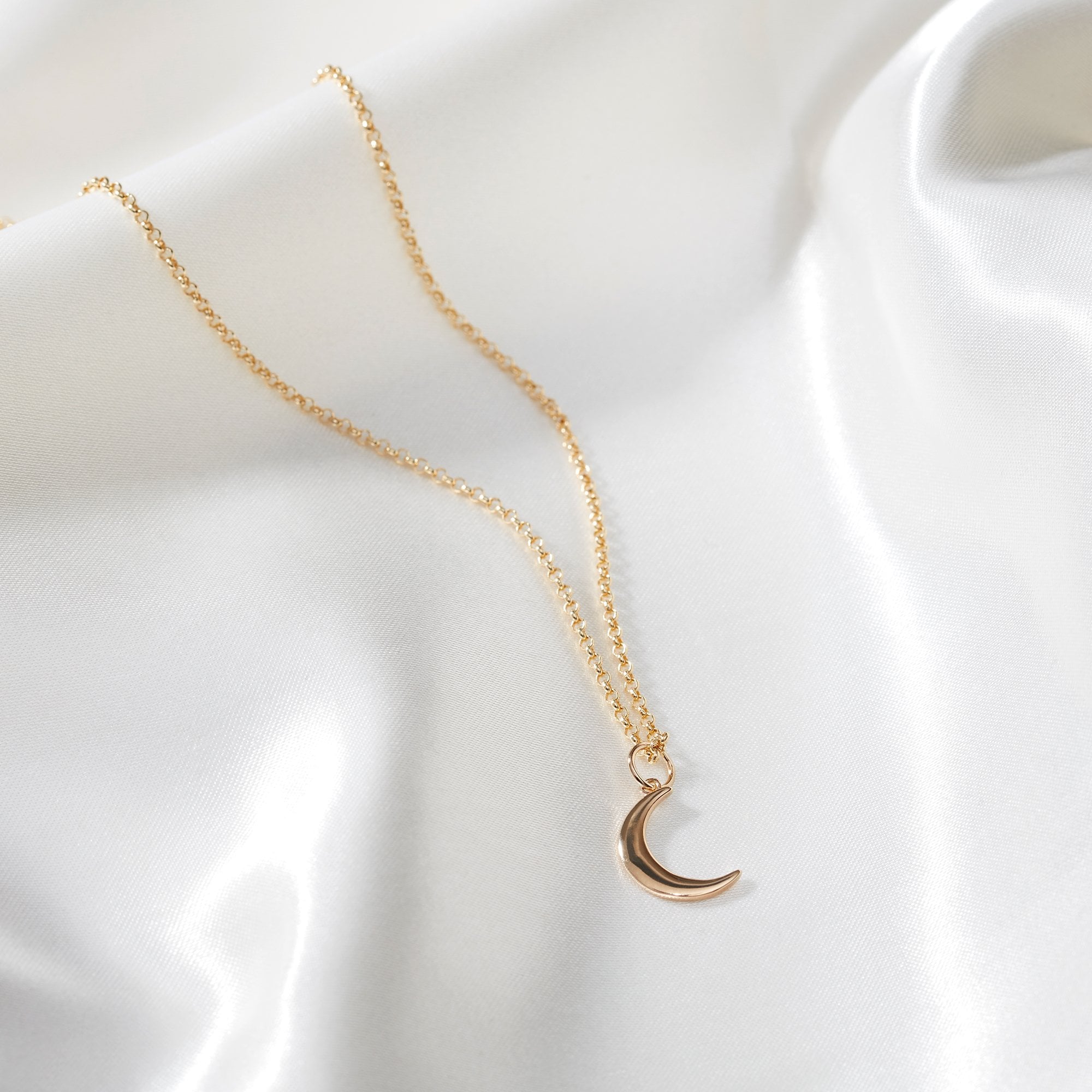 Muru Jewellery Mini Moon kaulakoru kulta kuu