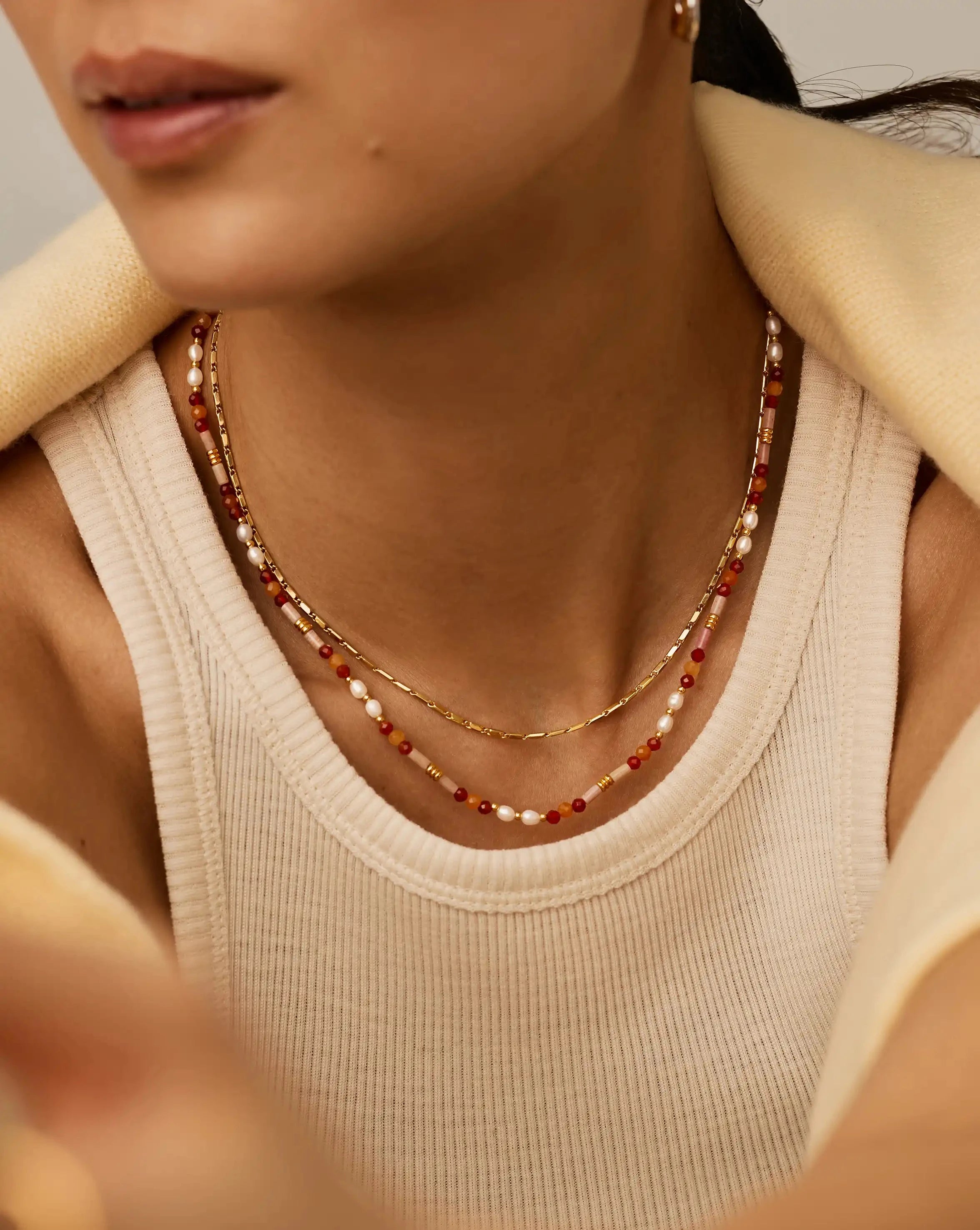 Missoma Beaded Gemstone Pearl Short kaulakoru paloma pink
