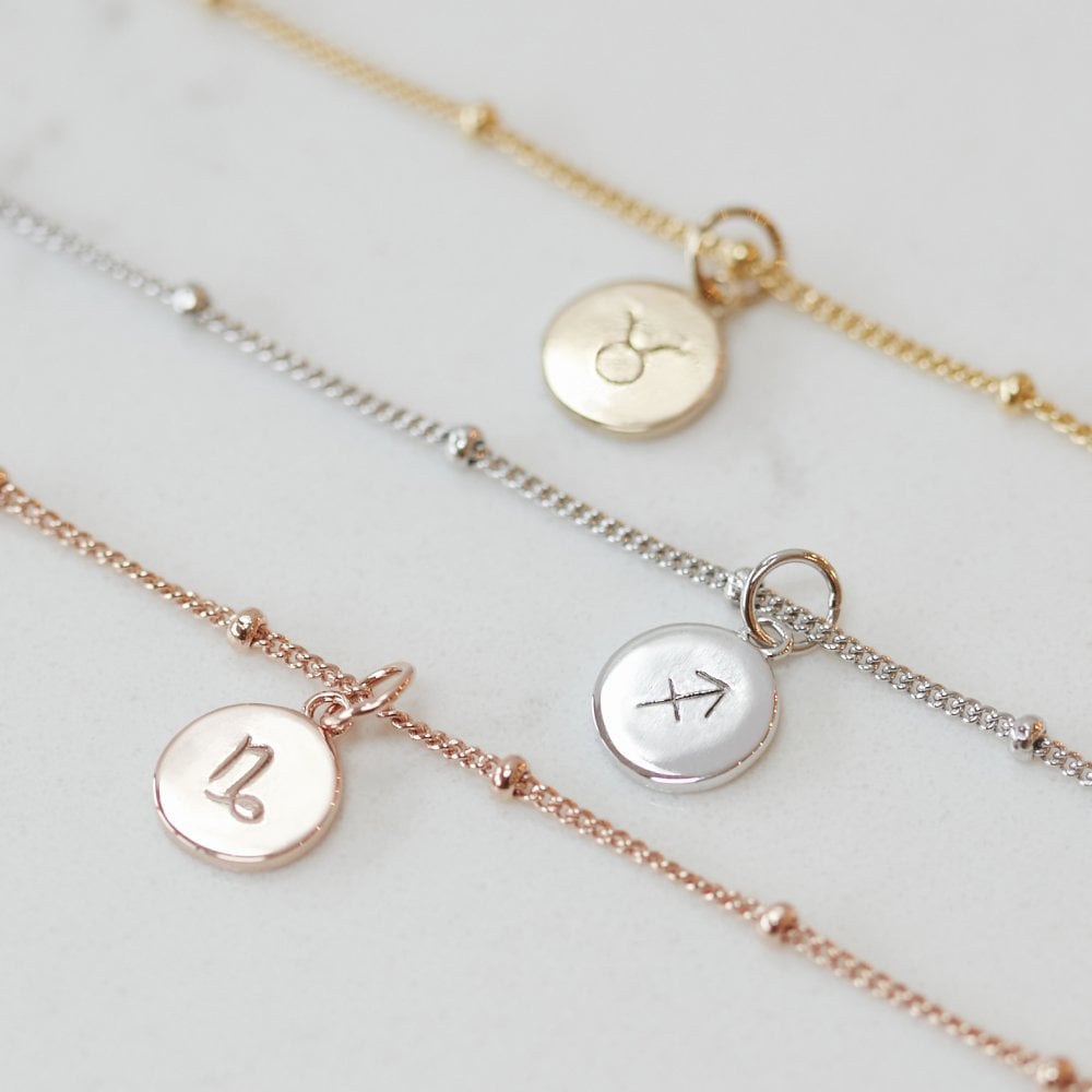 Muru Jewellery Zodiac rannekoru kulta kaiverrus