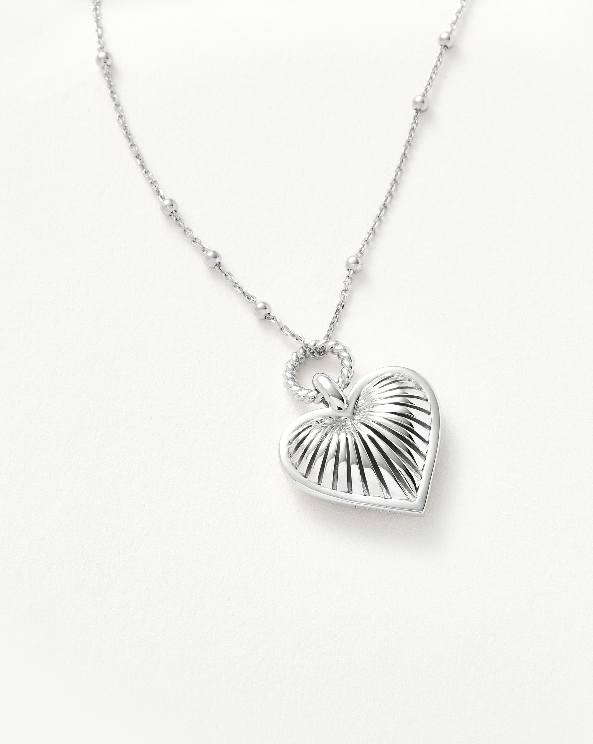 Missoma Ridge Heart Charm kaulakoru hopea 56 cm