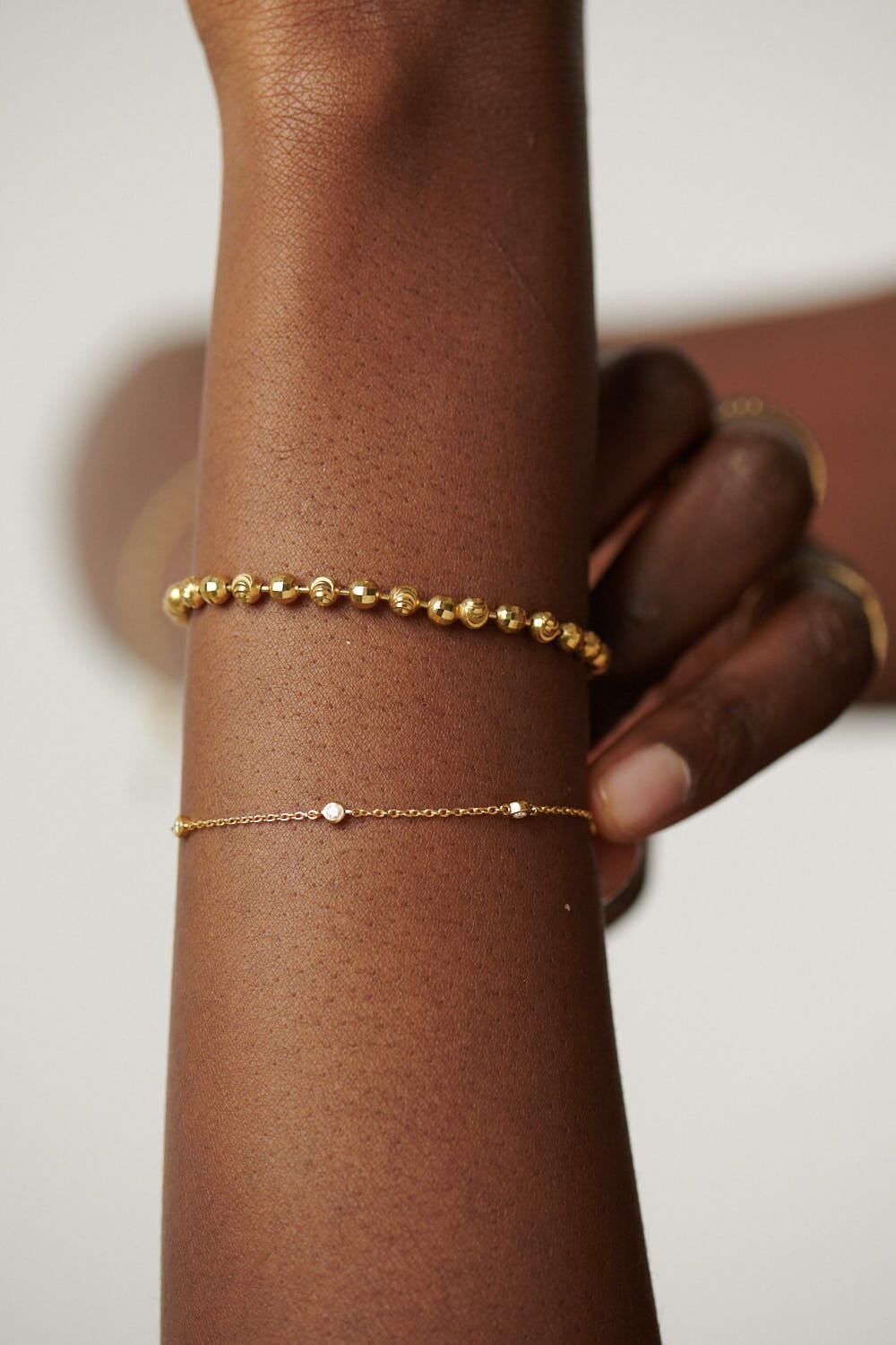 Missoma Solid Gold Floating Diamond rannekoru 14k