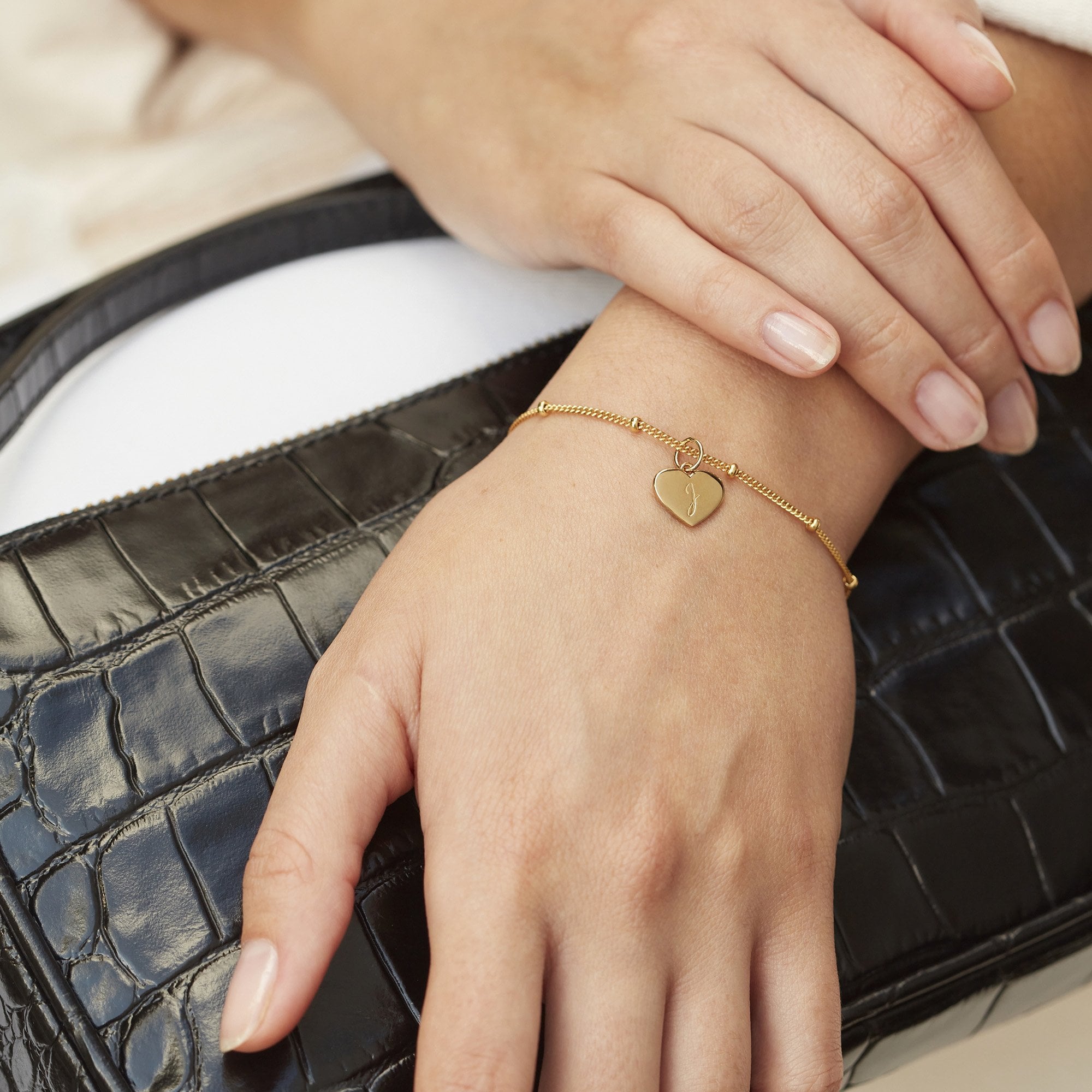 Muru Jewellery Heart rannekoru kulta kaiverrettava