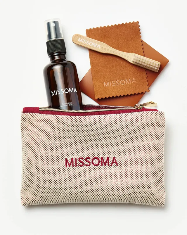 Missoma Jewellery Care Kit korunhoitosetti puhdistussuihke