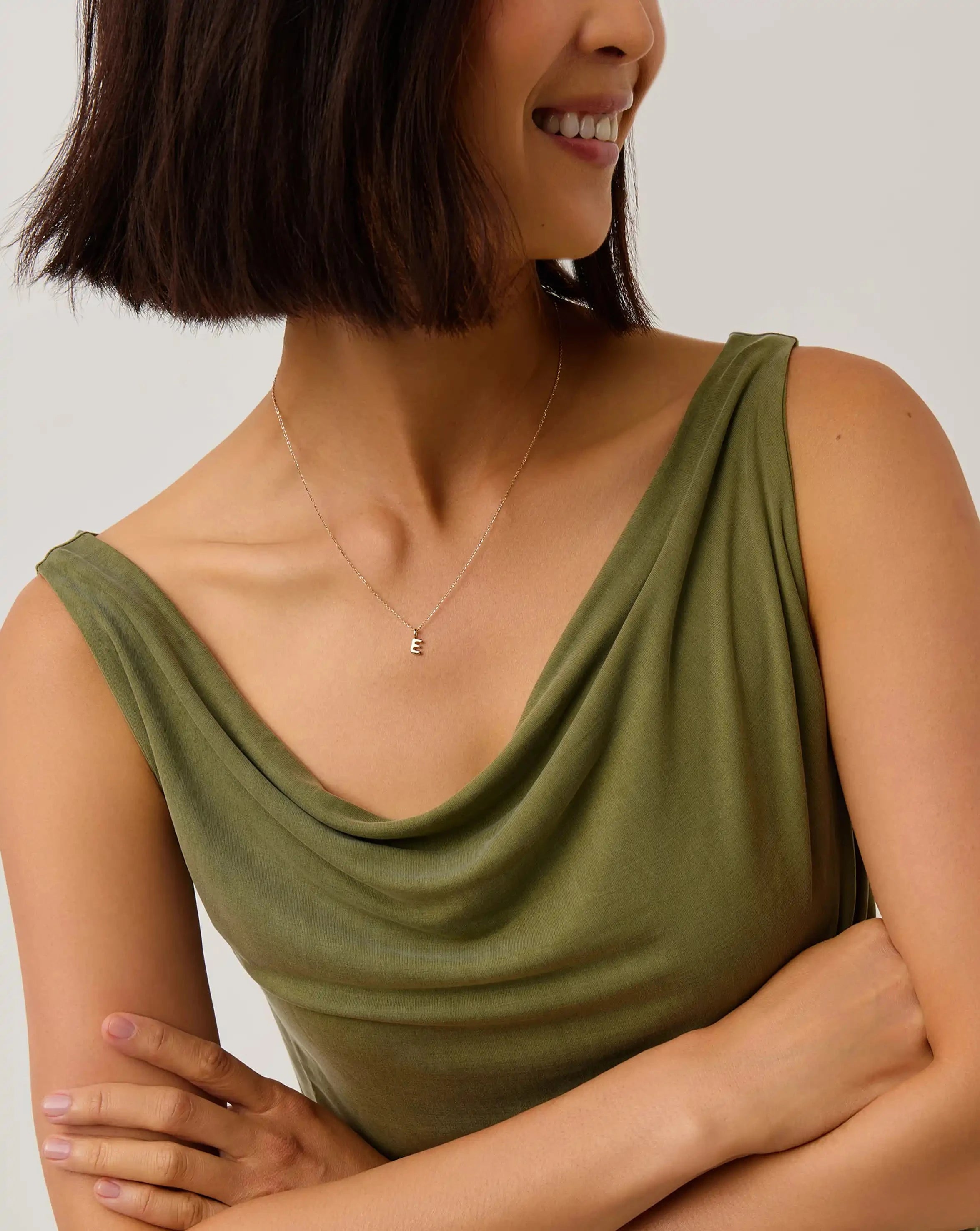 Missoma Initial Mini Pendant kaulakoru E 14k kultaa