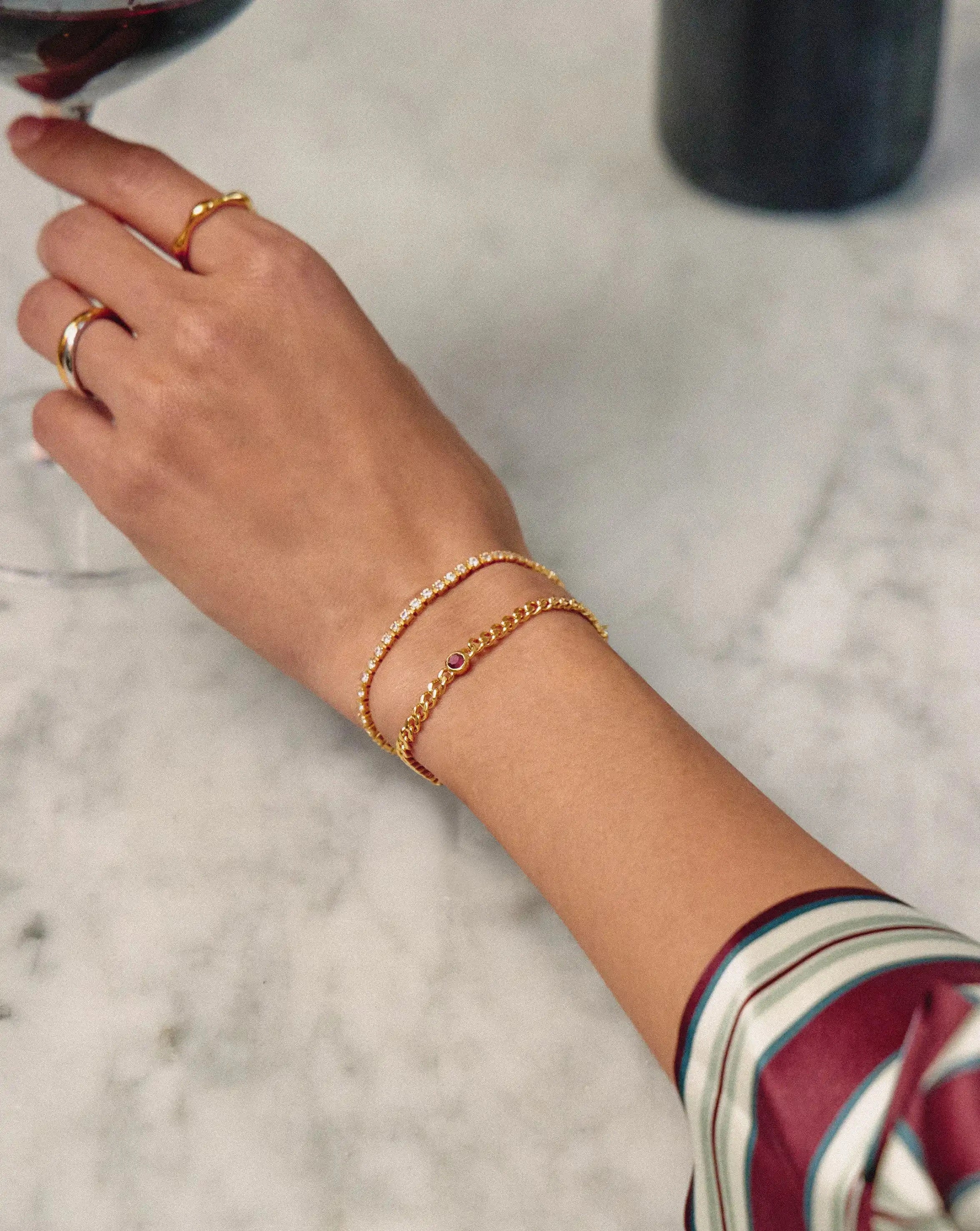 Missoma July Birthstone Chain rannekoru kultavermeil rubiini S/M
