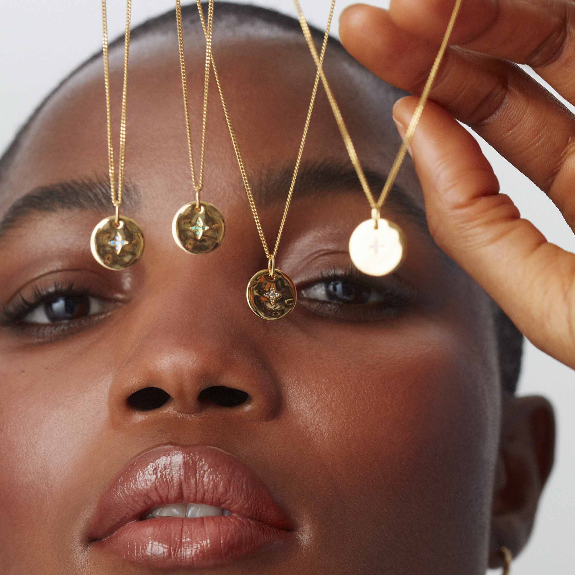 Muru Jewellery March Birthstone kaulakoru kulta maaliskuu