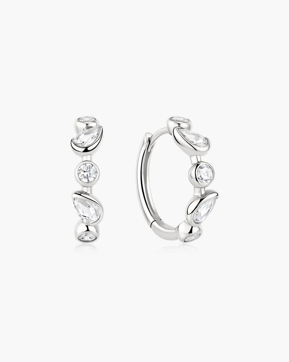 Ania Haie Wanderer Bezel Round Teardrop huggie-korvakorut hopea zirkonia