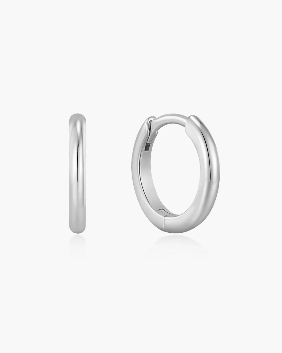 Ania Haie Ear Edit Smooth huggie-korvakorut hopea 12 mm