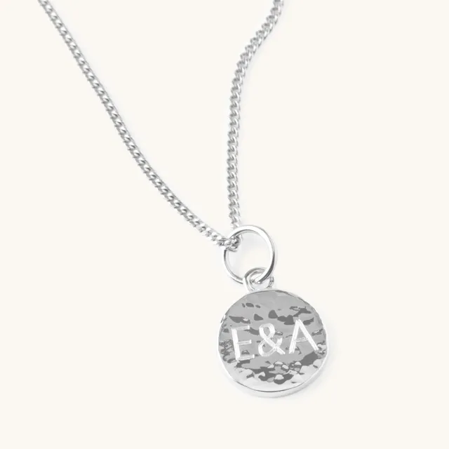 Muru Jewellery Initial Hammered Disc Curb Chain kaulakoru hopea