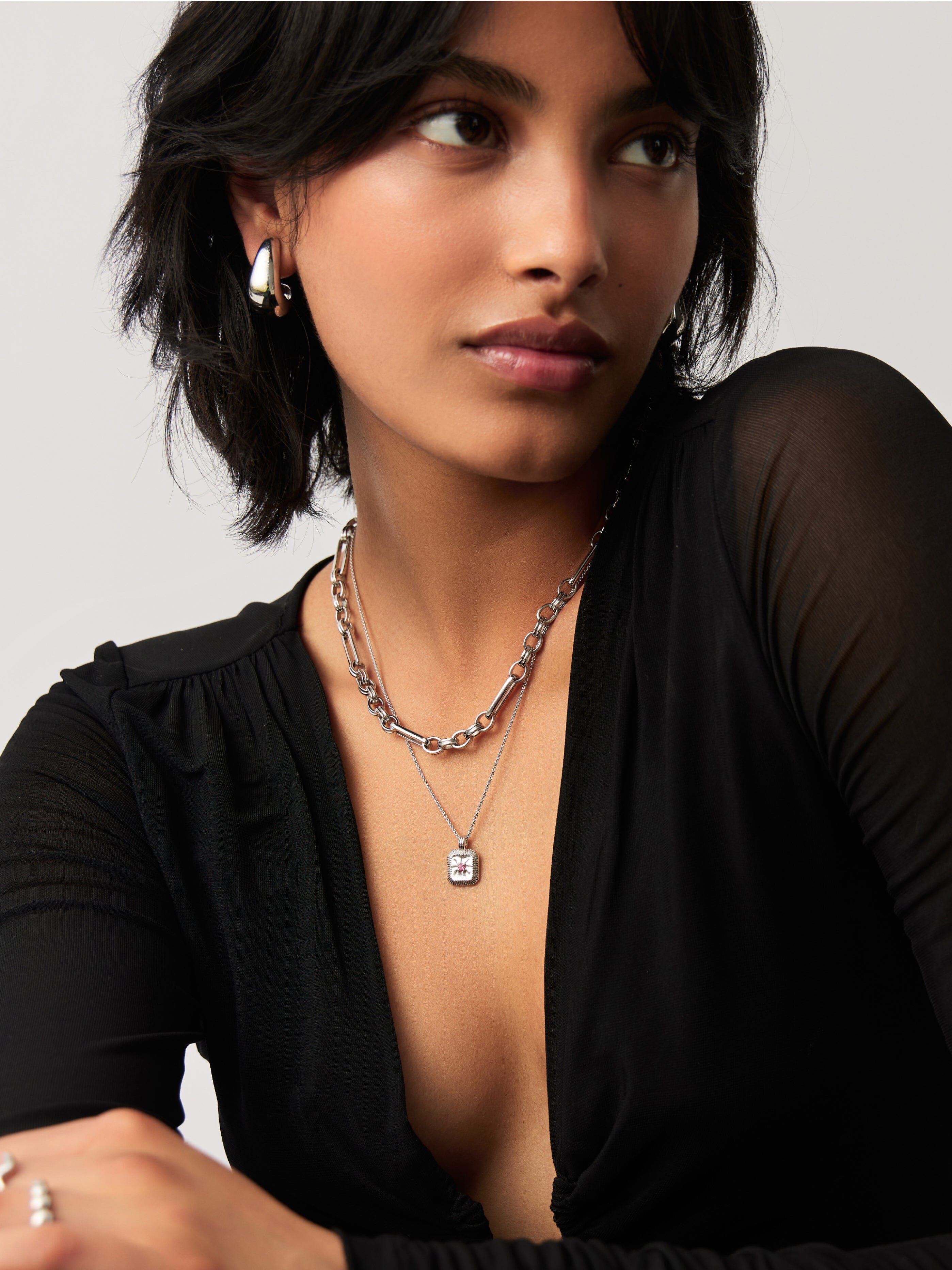 Missoma July Birthstone riipuskaulakoru hopea rubiini
