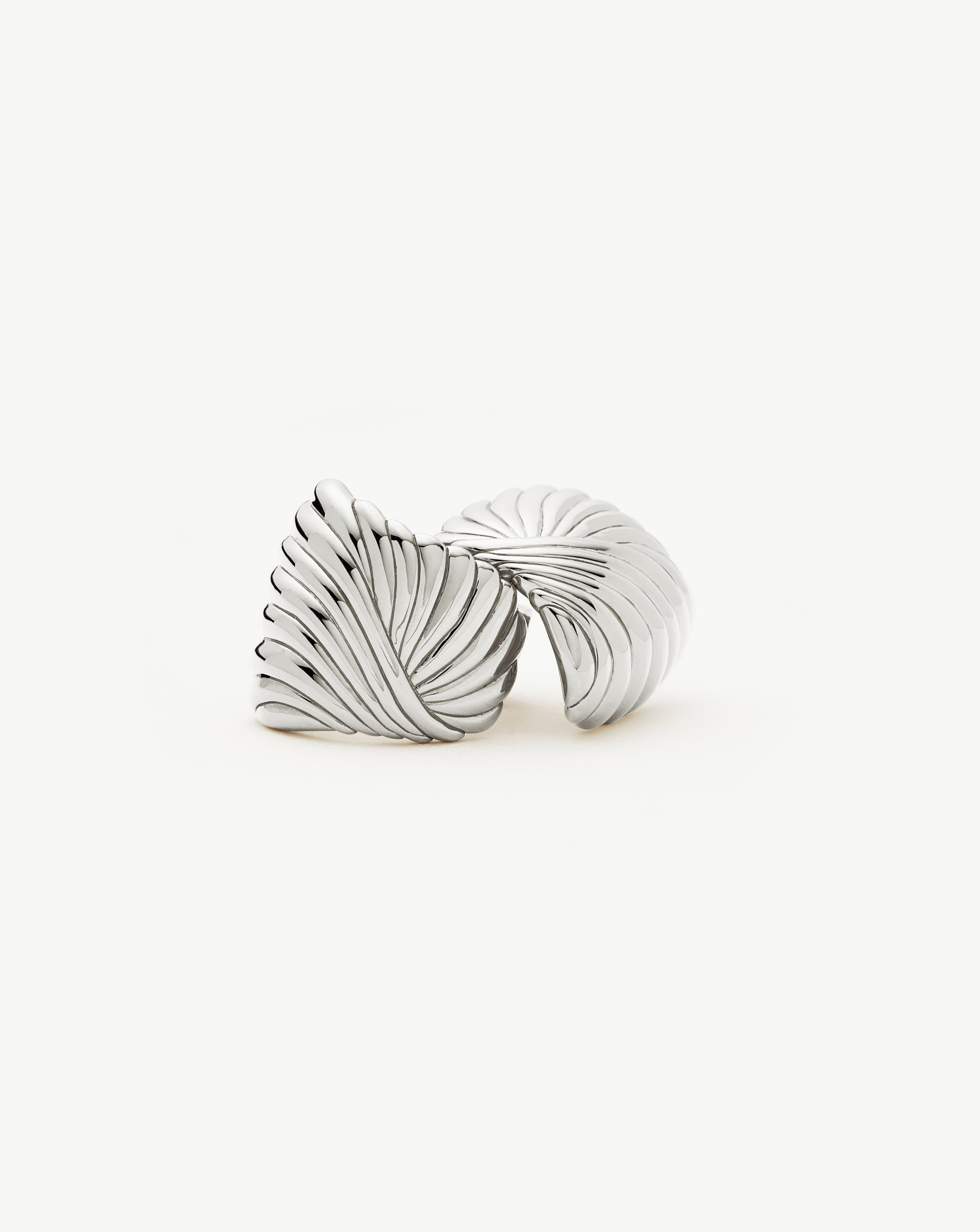 Missoma Ripple Stud Earrings nappikorvakorut hopeoitu