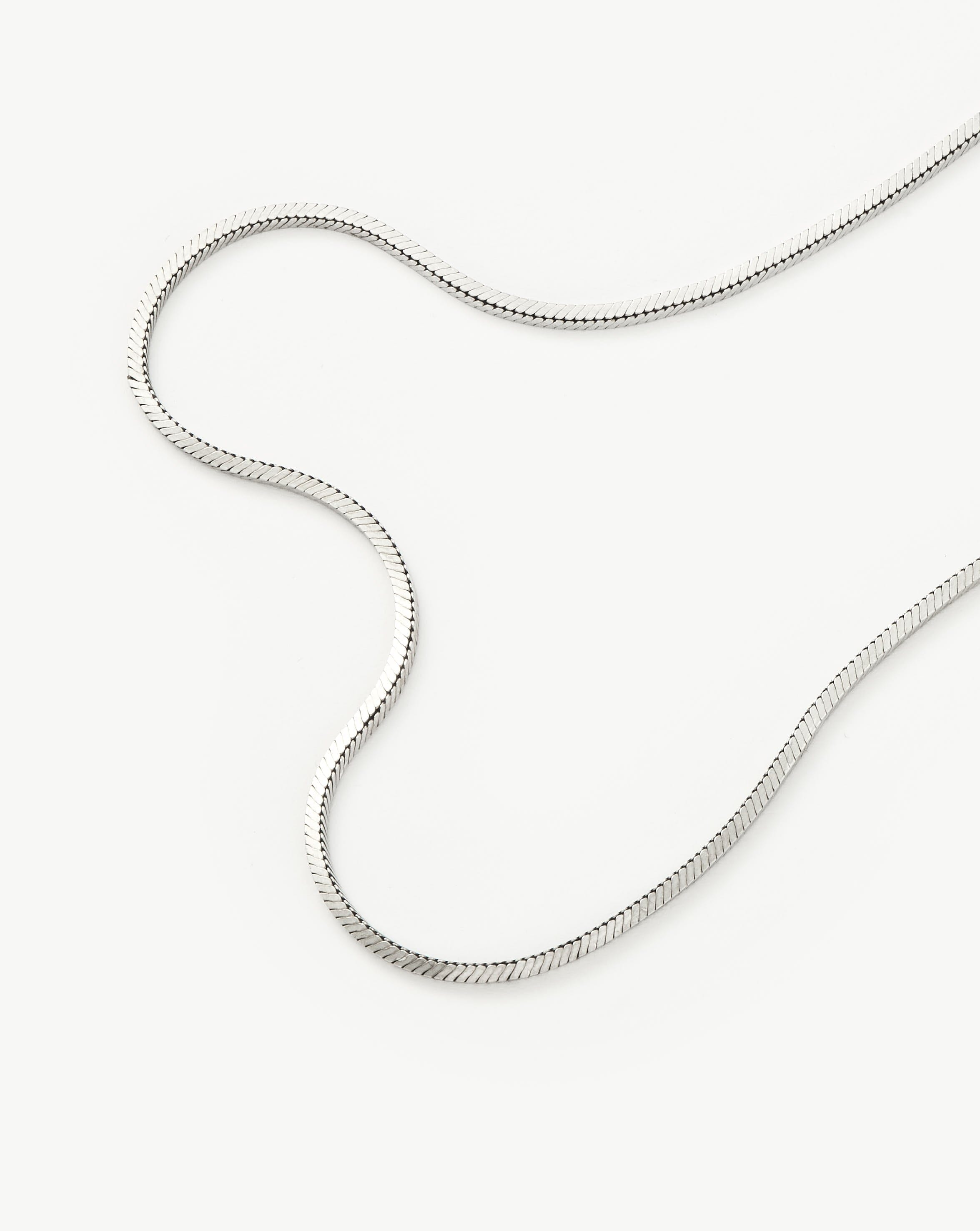 Missoma Lucy Williams Medium Square Snake Chain kaulakoru hopea 50 cm
