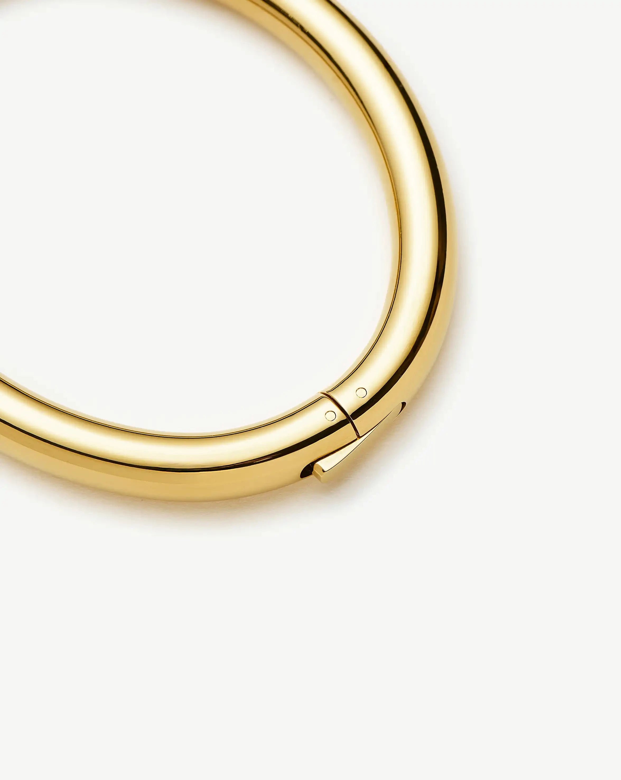 Missoma Chunky Round Hinged rannekoru XS/S teräs kullattu