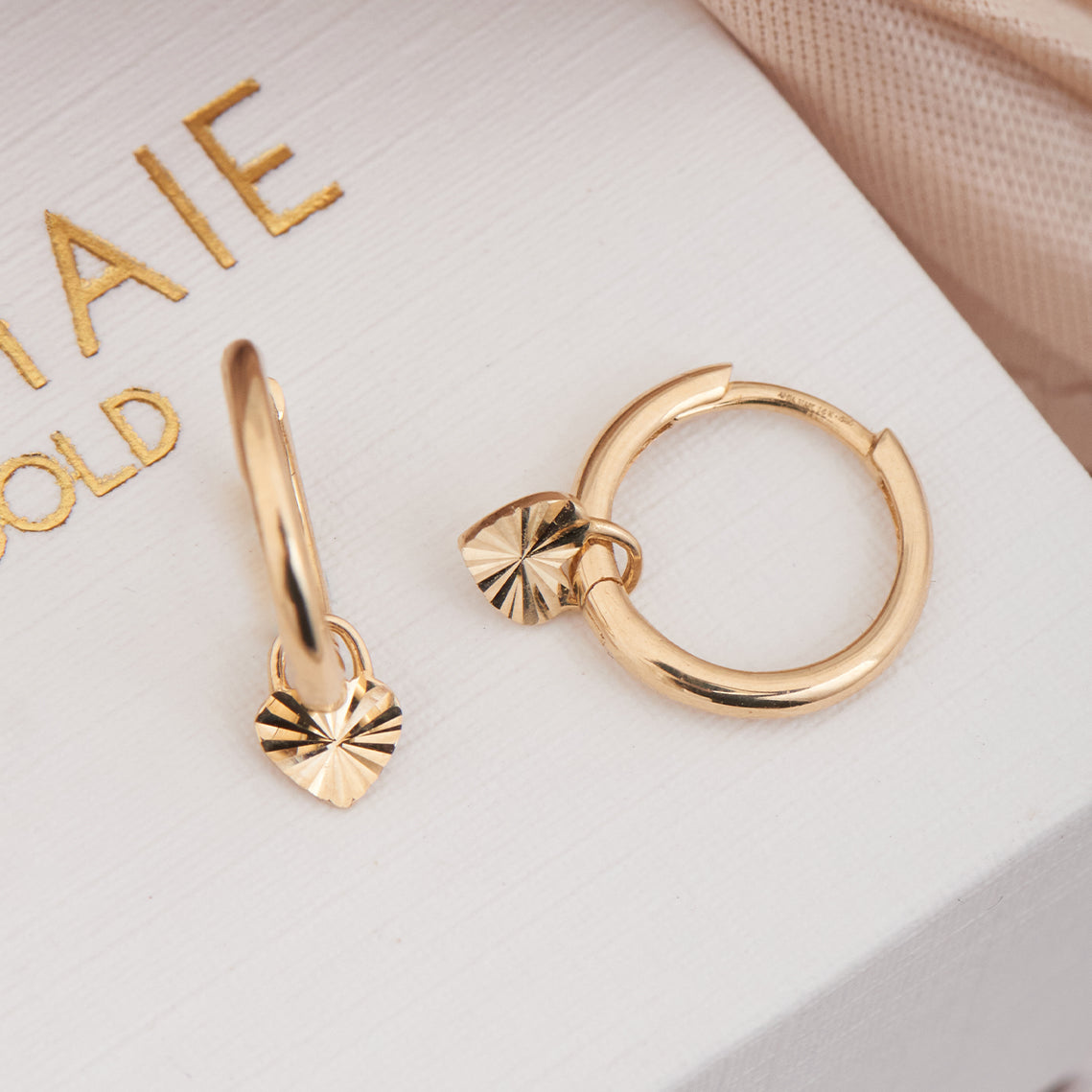 Ania Haie Fine Heart Padlock Huggie korvakorut 14K