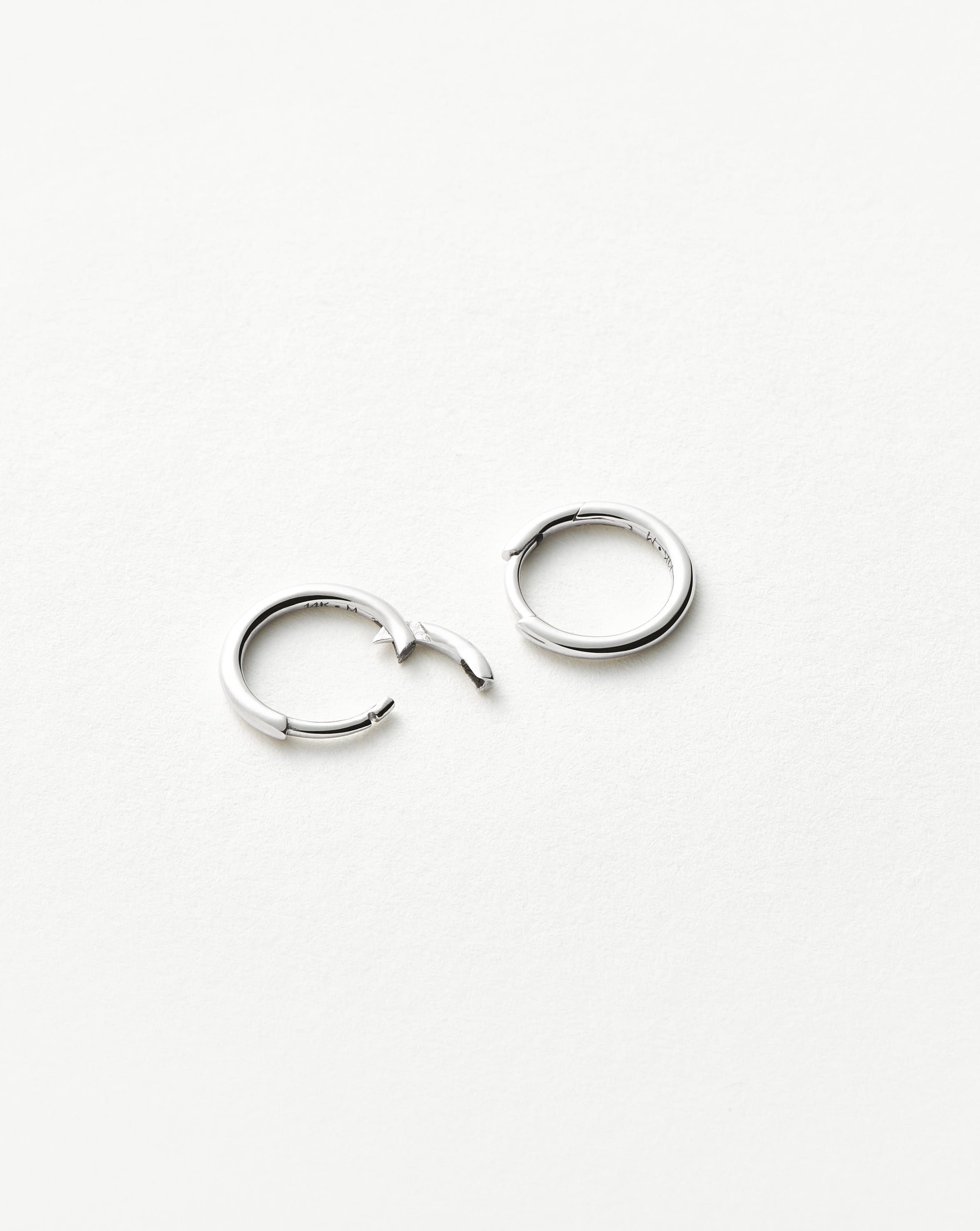 Missoma Classic Mini korvarenkaat 9k valkokulta 12 mm