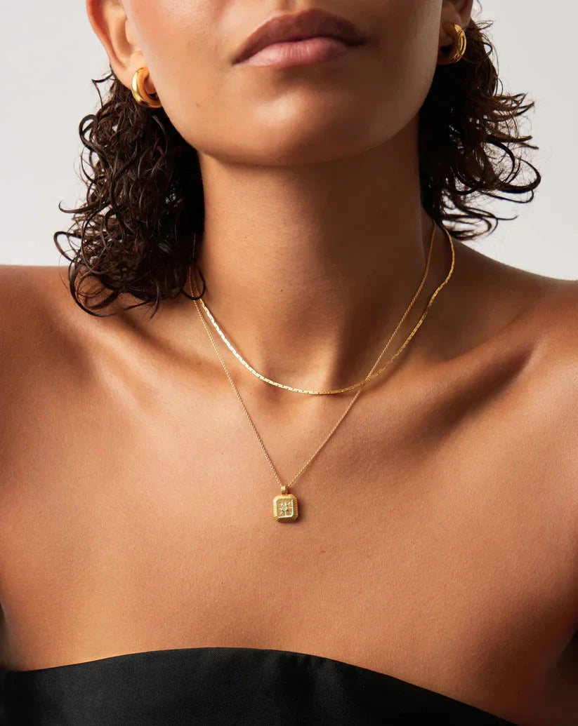 Missoma March Birthstone korusetti kulta akvamariini