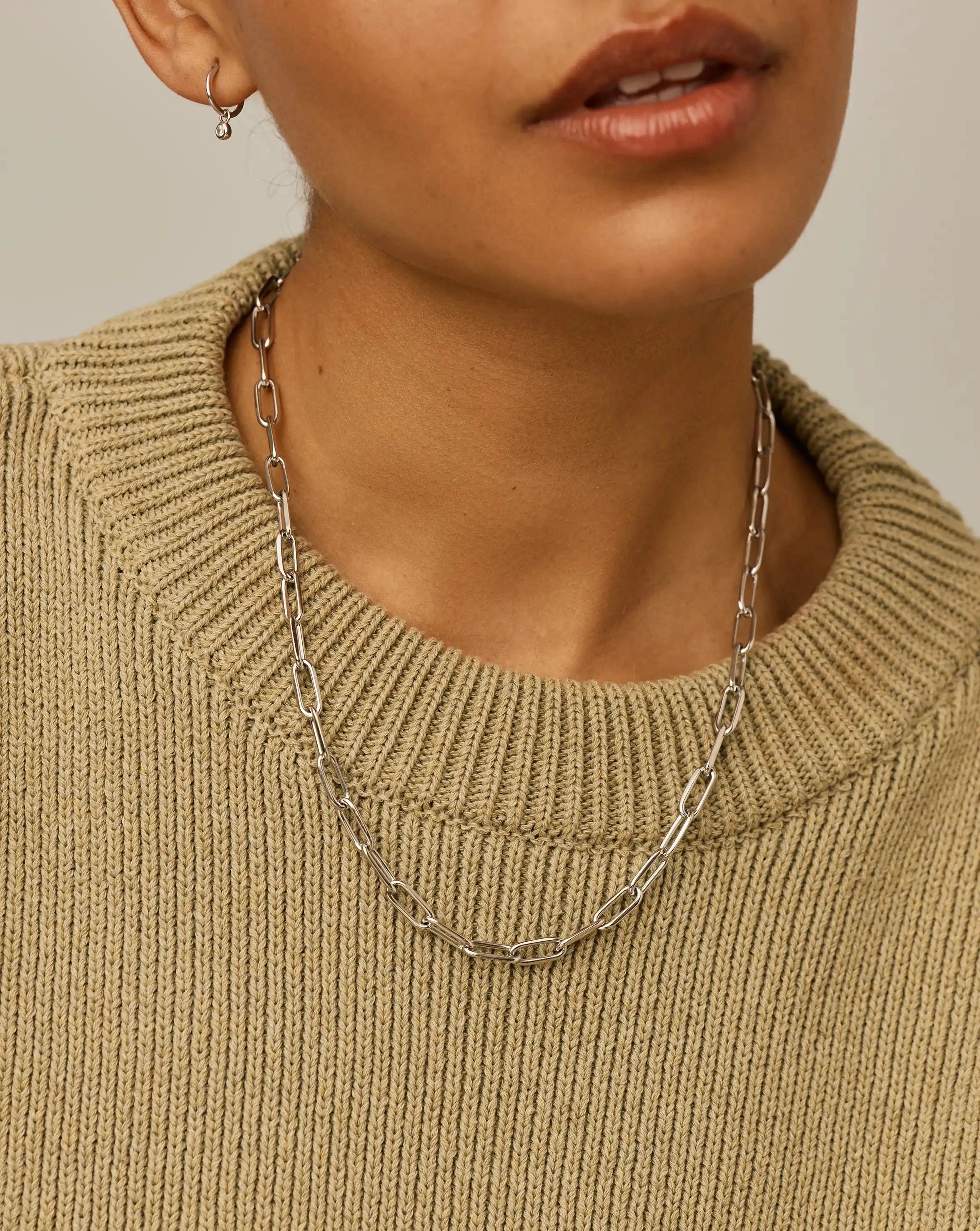Missoma Classic Paperclip Chain kaulakoru platina 50 cm