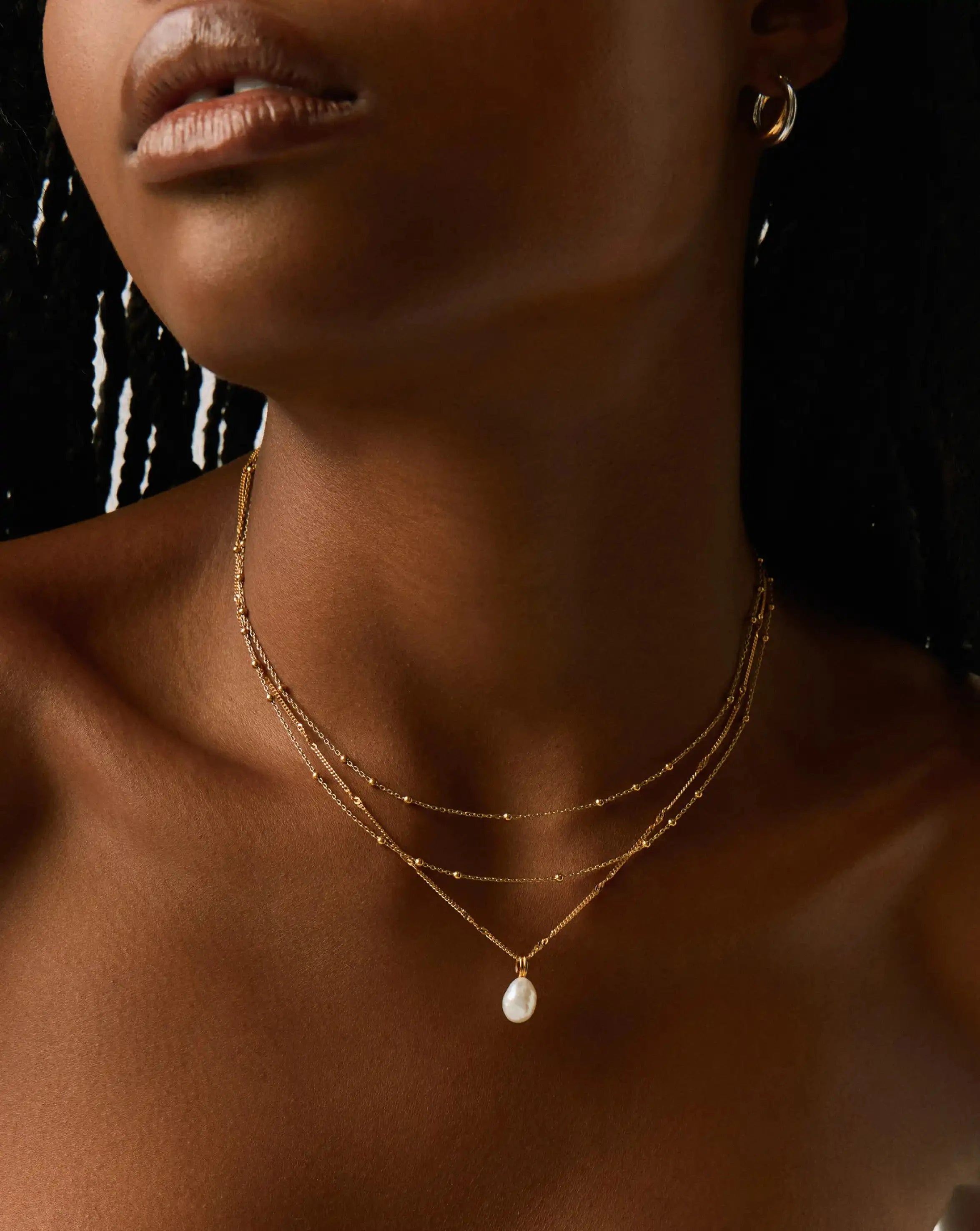 Missoma Baroque Pearl kaulakoru kullattu helmi