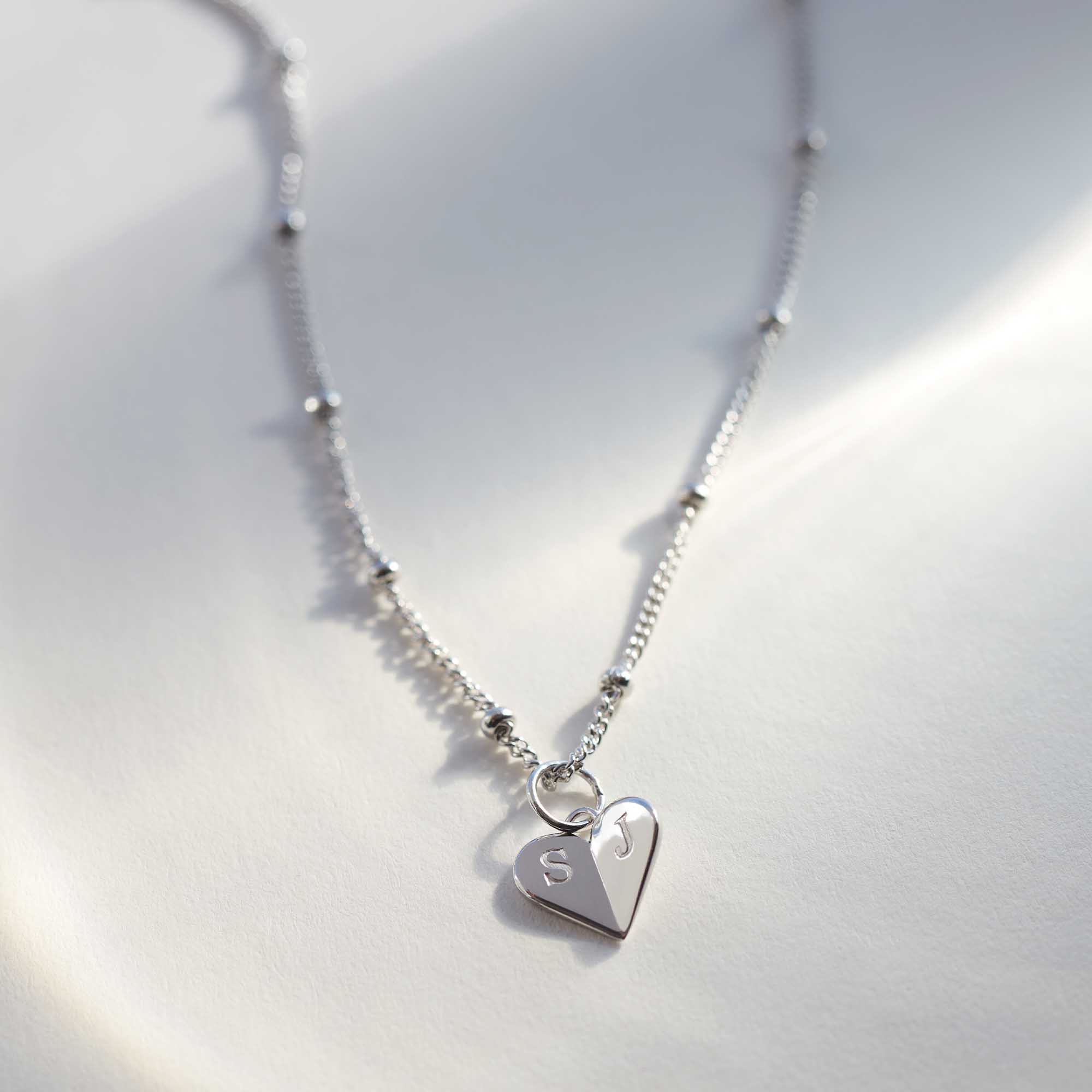 Muru Mini Heart kaulakoru hopea helmiketju 40 cm