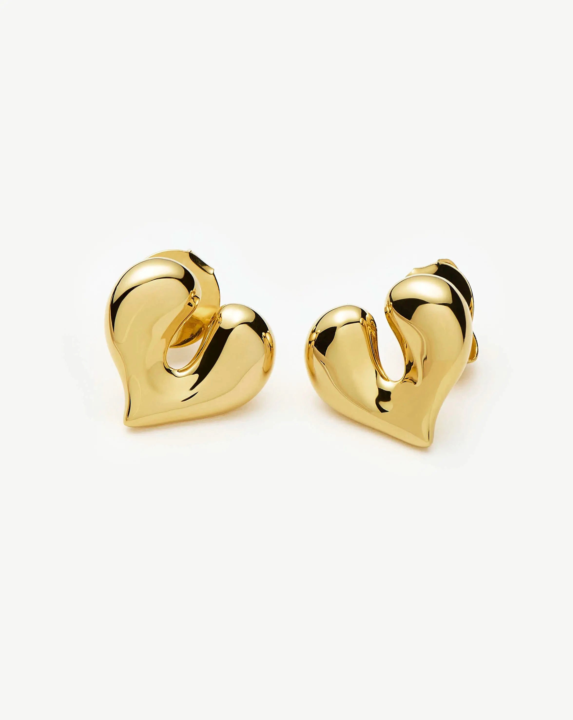Missoma Molten Heart nappikorvakorut 18k kullattu sydän