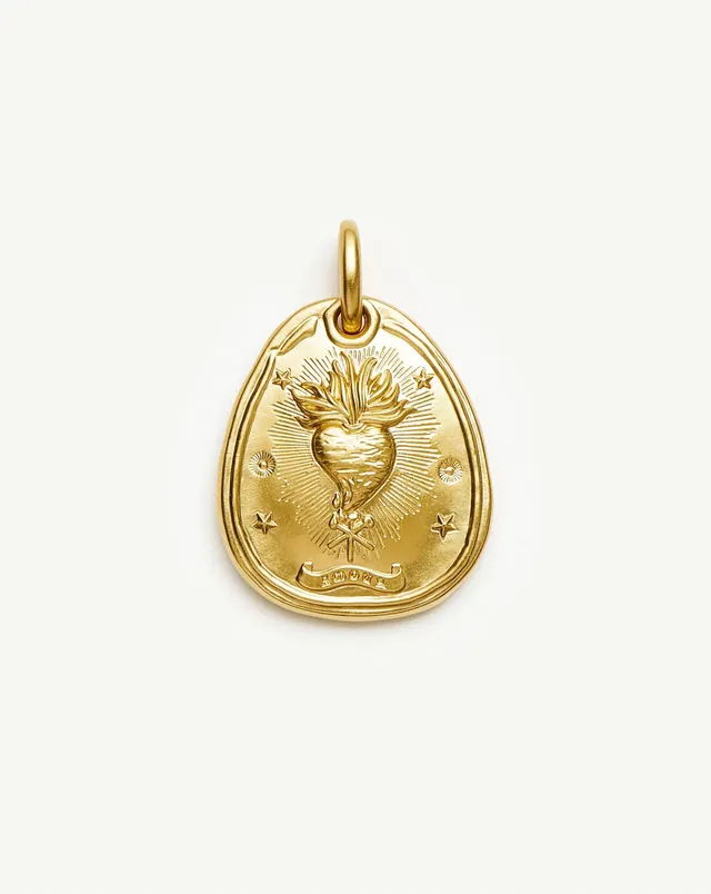 MISSOMA Heart Talisman Pendant riipus kullattu kaiverrettava