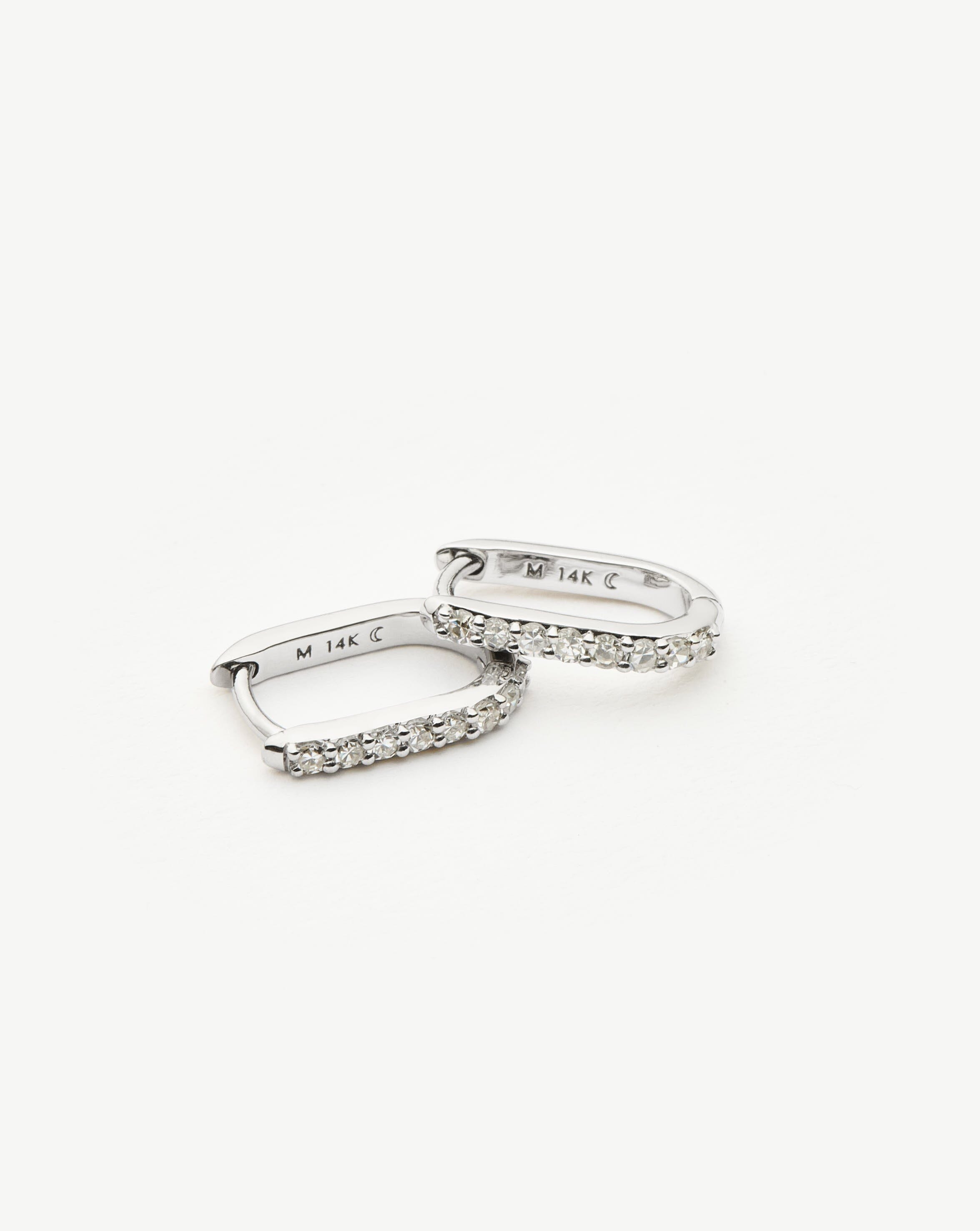 MISSOMA Solid Gold Diamond Ovate Mini Hoop rengaskorvakorut valkokulta