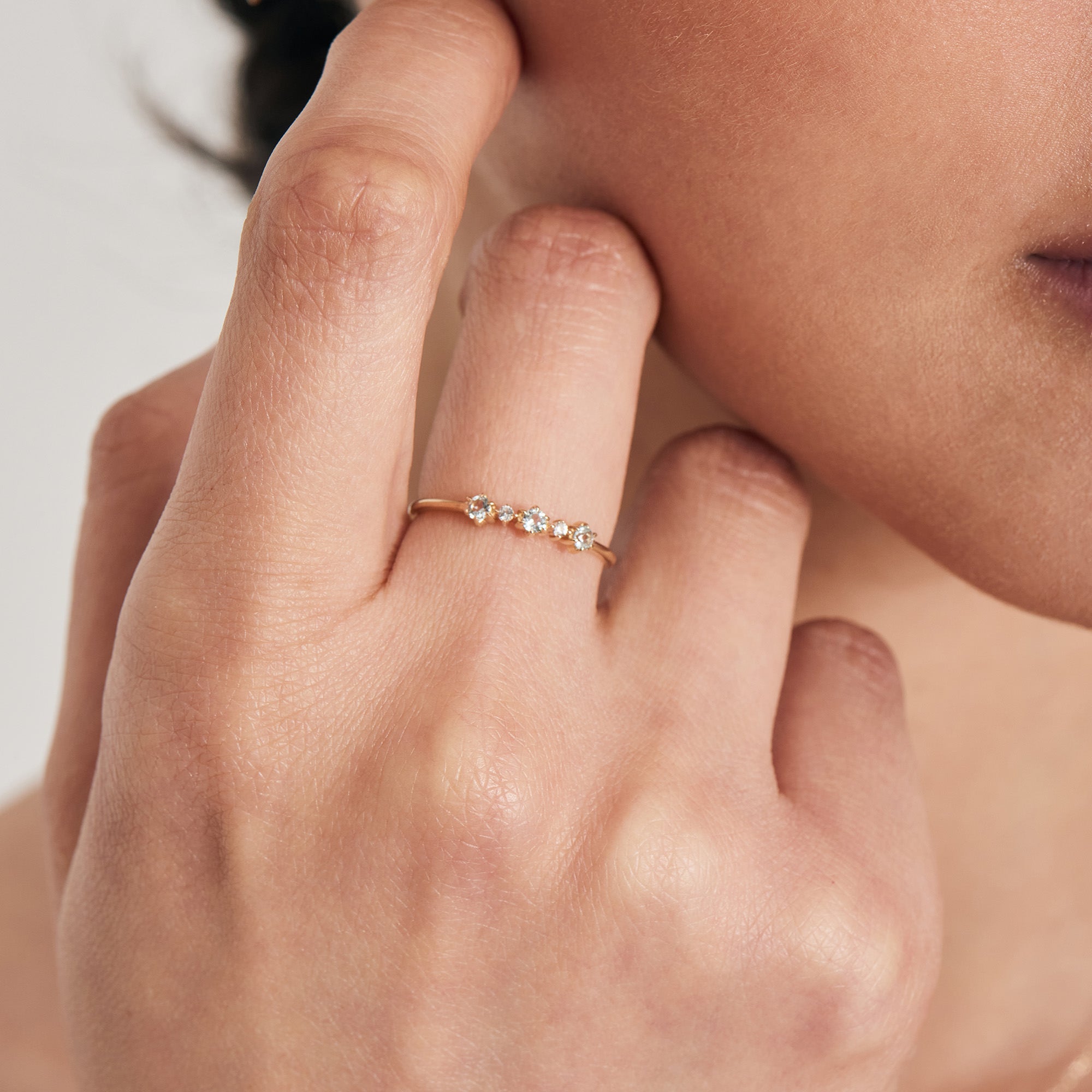 Ania Haie Wild Meadow 14kt Gold sormus kulta topaasi safiiri