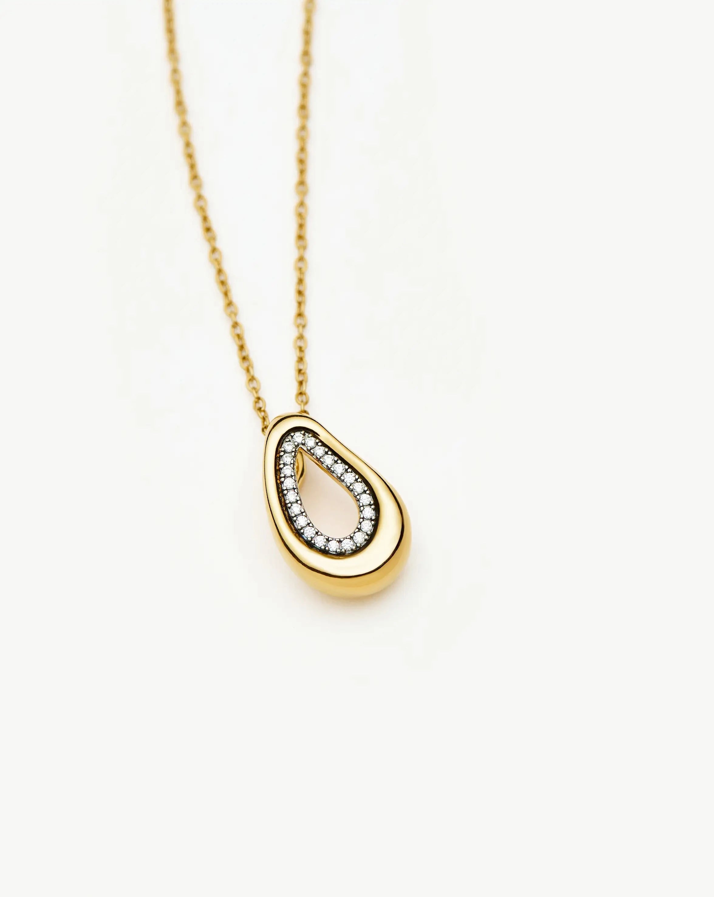 Missoma Molten Teardrop kaulakoru kulta zirkonia