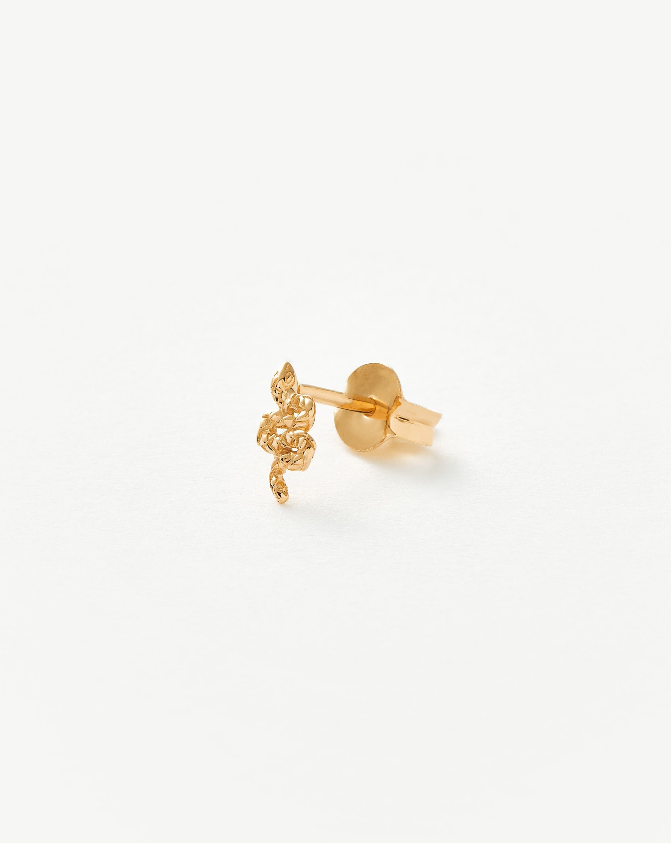 Missoma Snake nappikorvakoru 9ct keltakulta single käärme