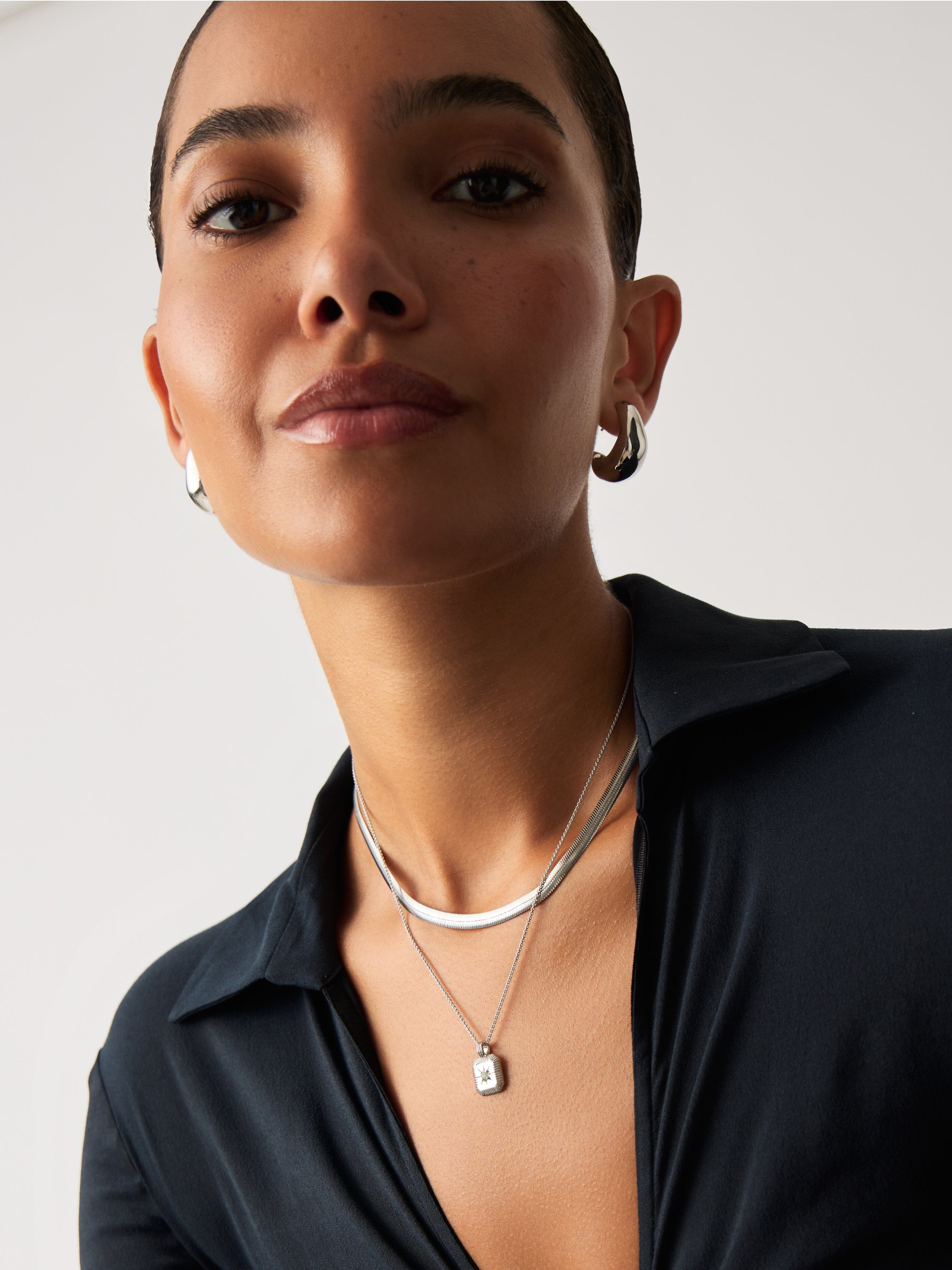 Missoma March Birthstone riipuskaulakoru hopea akvamariini