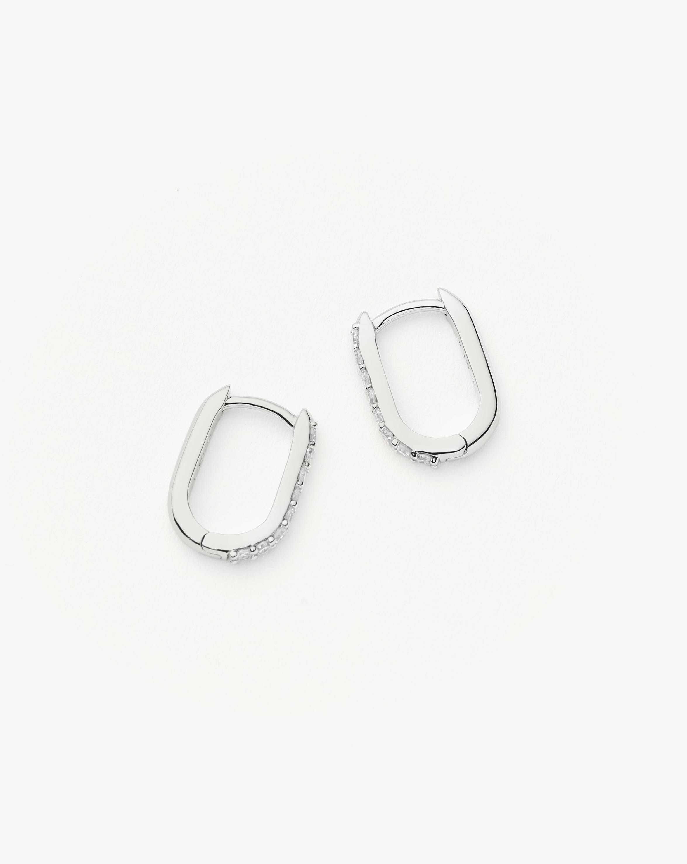 MISSOMA Solid Gold Diamond Ovate Mini Hoop rengaskorvakorut valkokulta