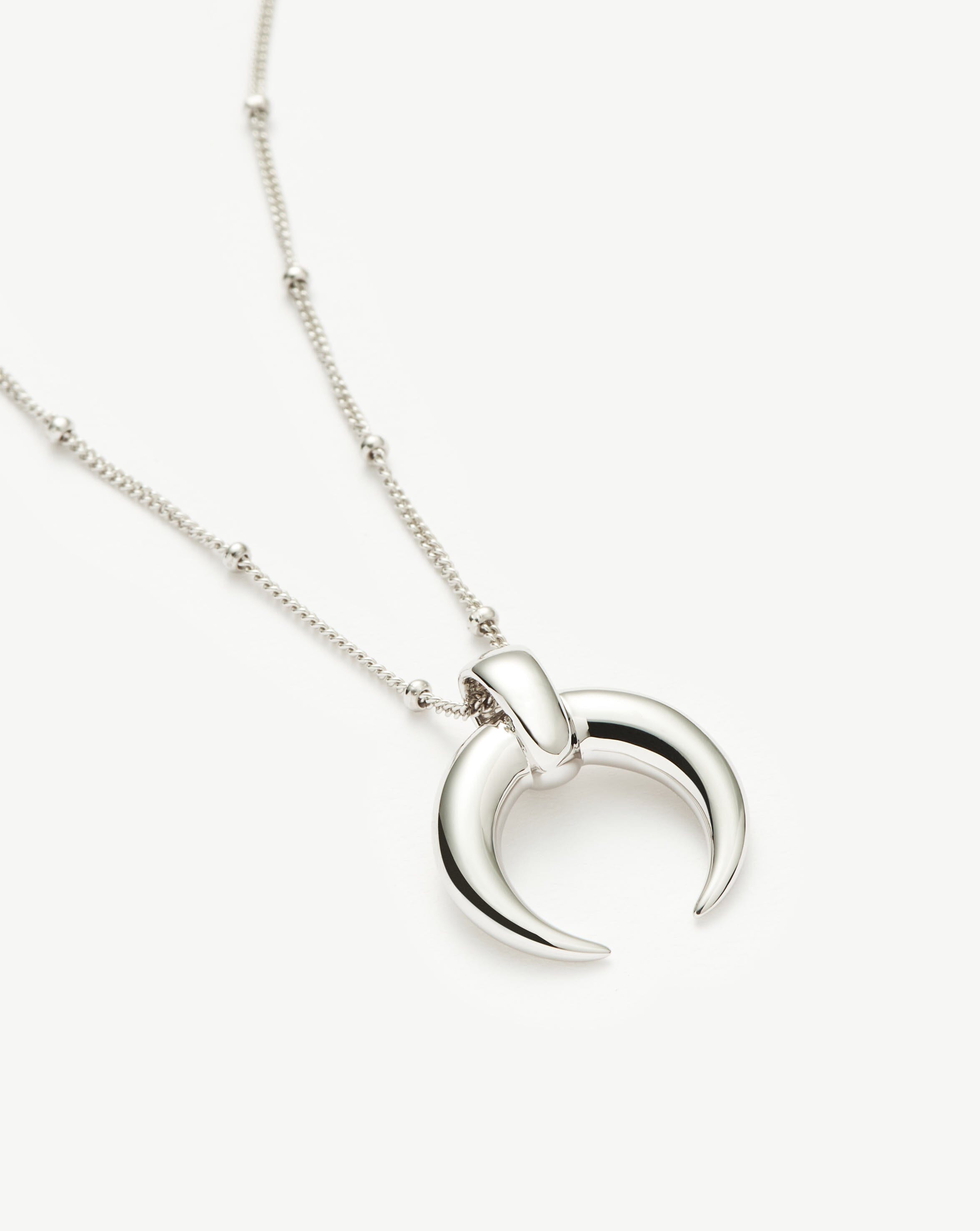 Missoma Lucy Williams Large Horn kaulakoru hopea