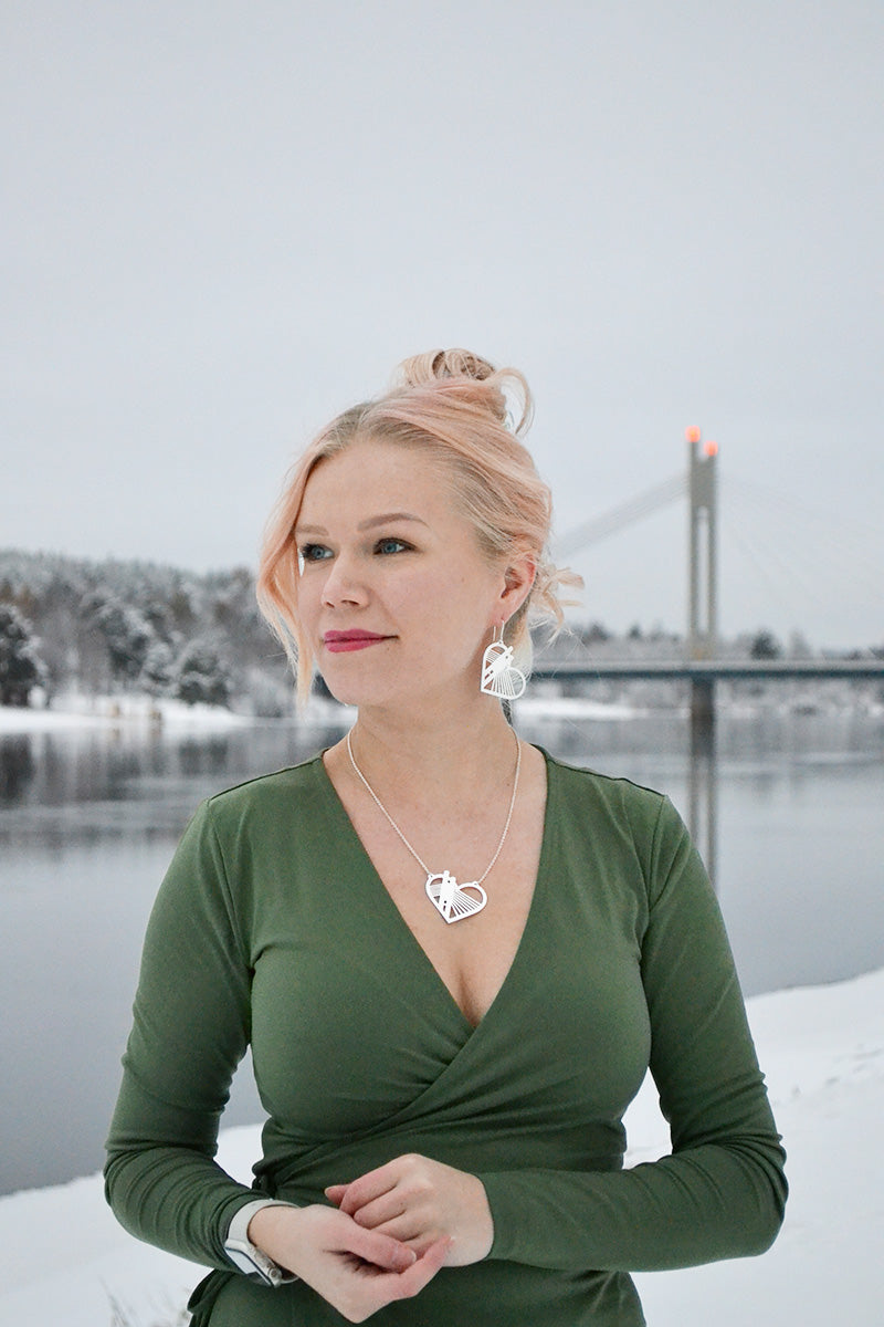 Valvimo Rovaniemi LOVE Jätkä kaulakoru hopea