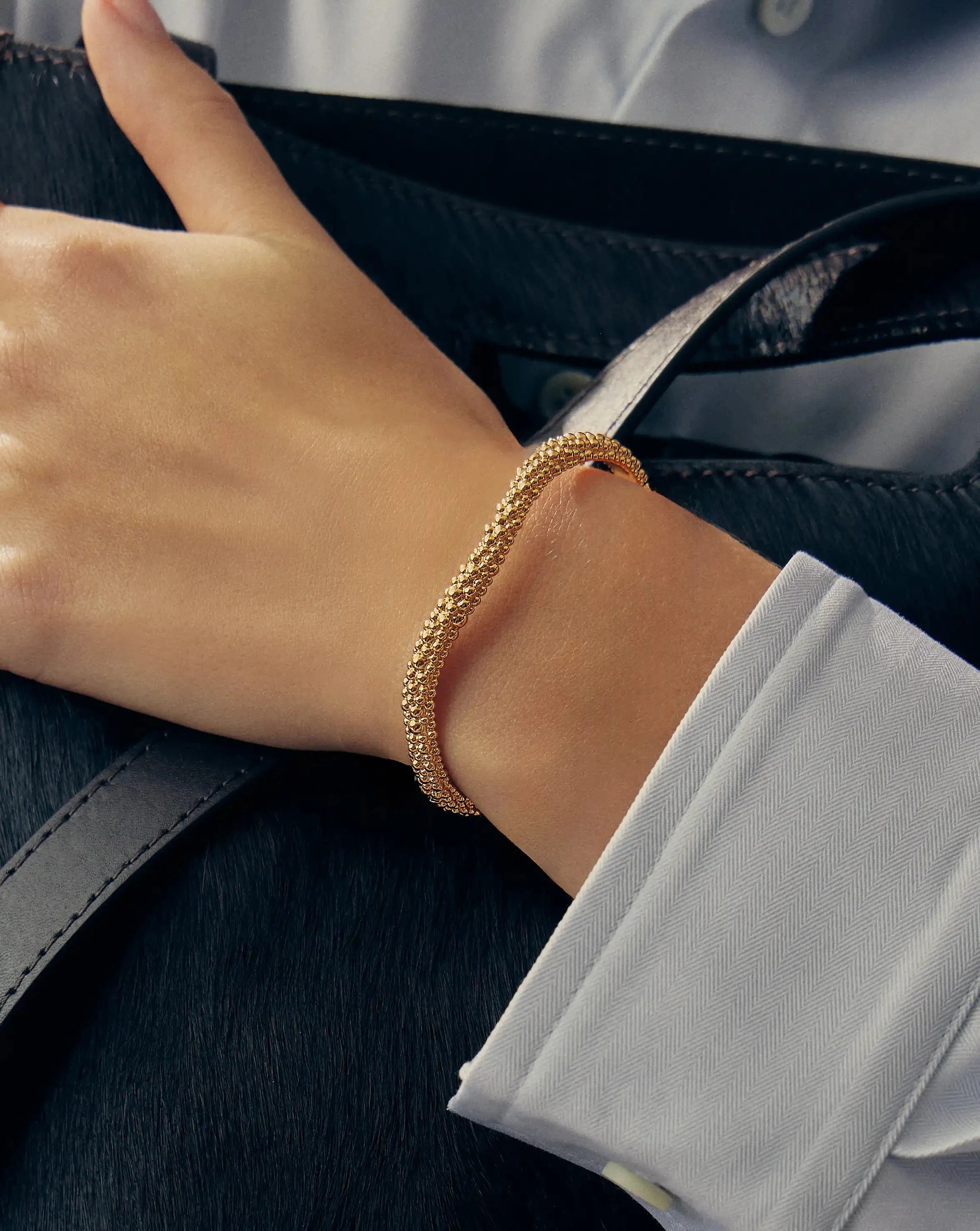 Missoma Baya Claw Cuff rannekoru kulta S